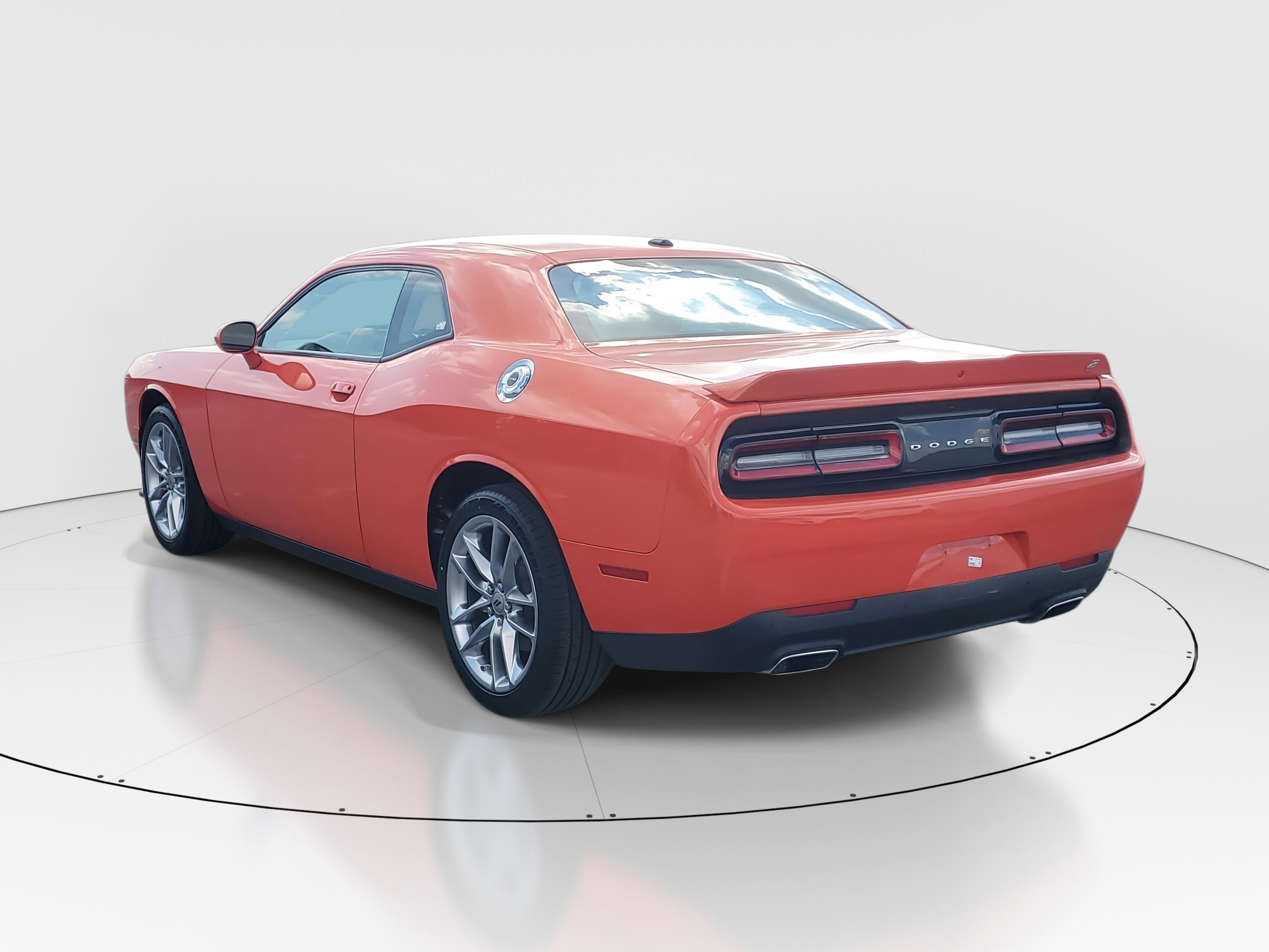 Dodge Challenger Gt Awd - Thumbnail 6