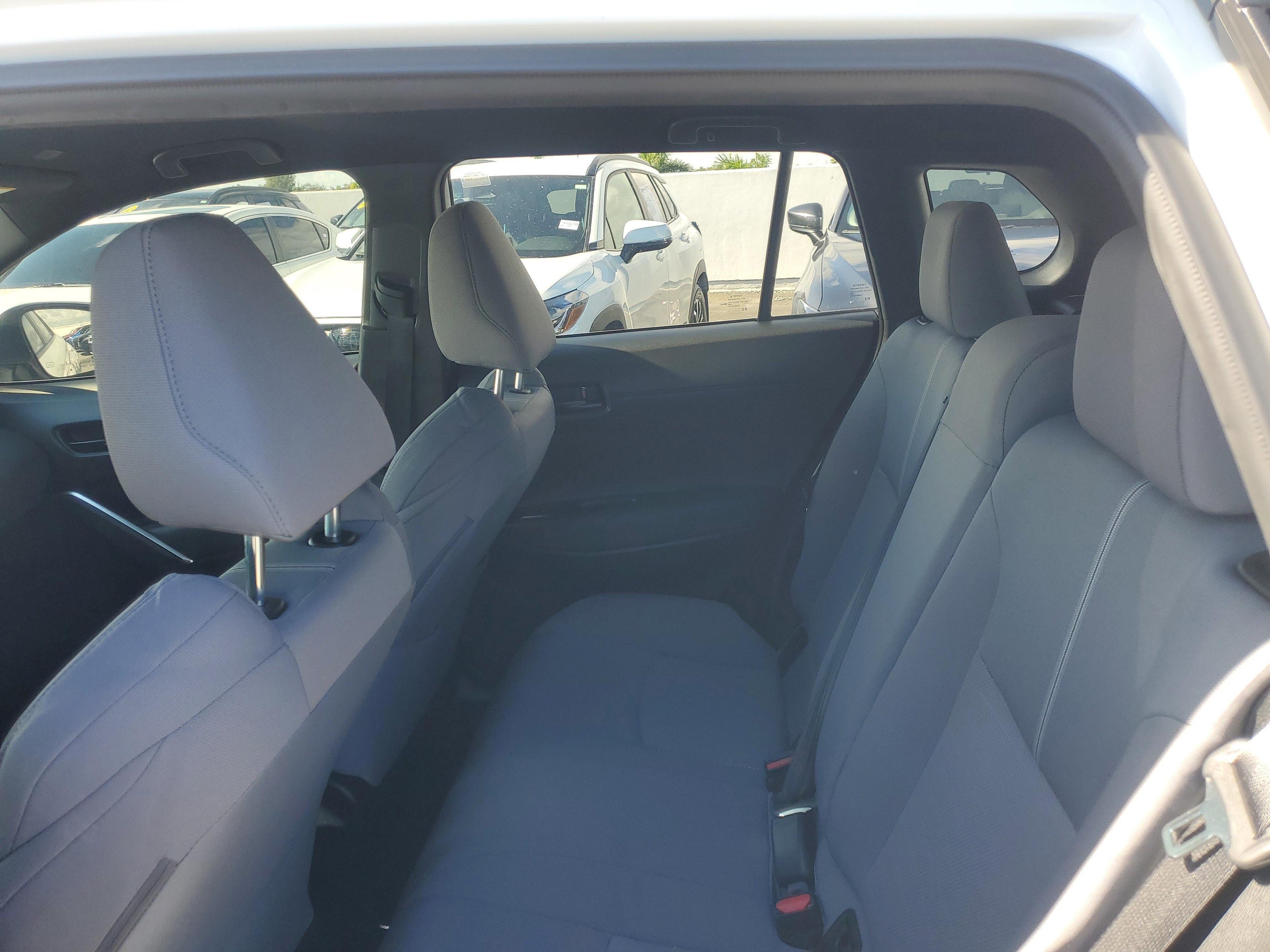 Toyota Corolla Cross Hybrid Se Awd Suv | Miami, Fl - Thumbnail 16