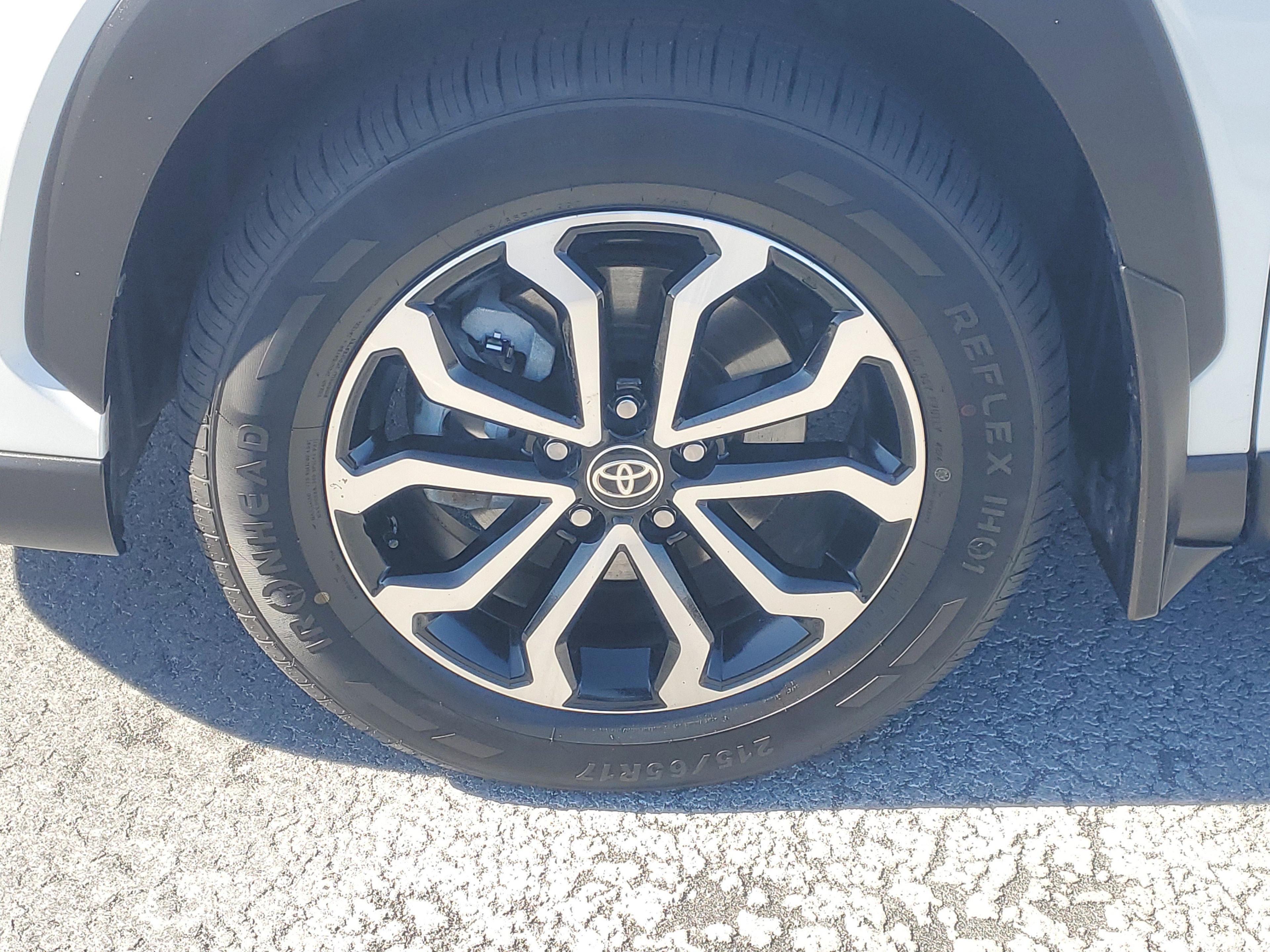 Toyota Corolla Cross Hybrid Se Awd Suv | Miami, Fl - Thumbnail 5