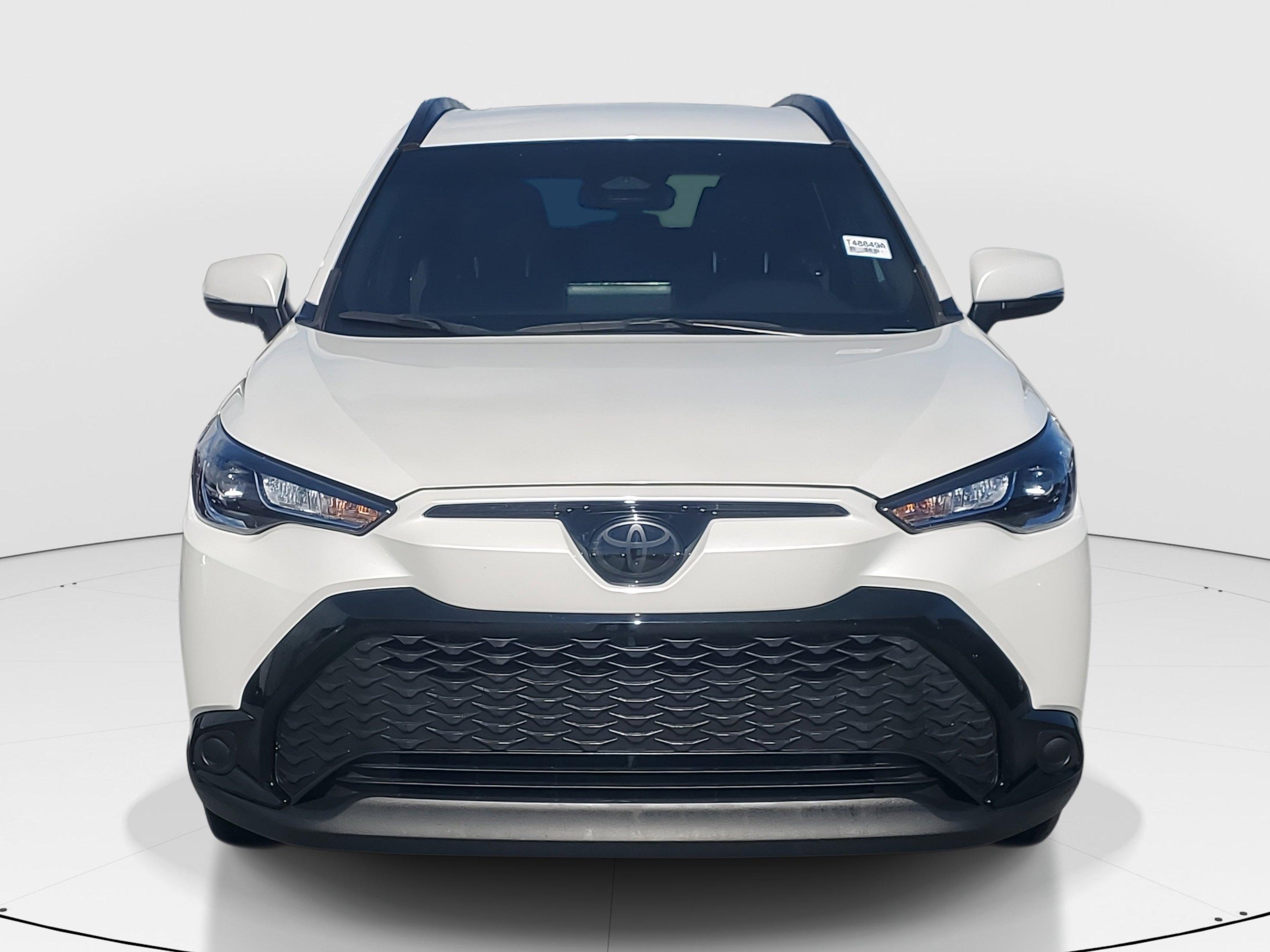 Toyota Corolla Cross Hybrid Se Awd Suv | Miami, Fl - Thumbnail 3