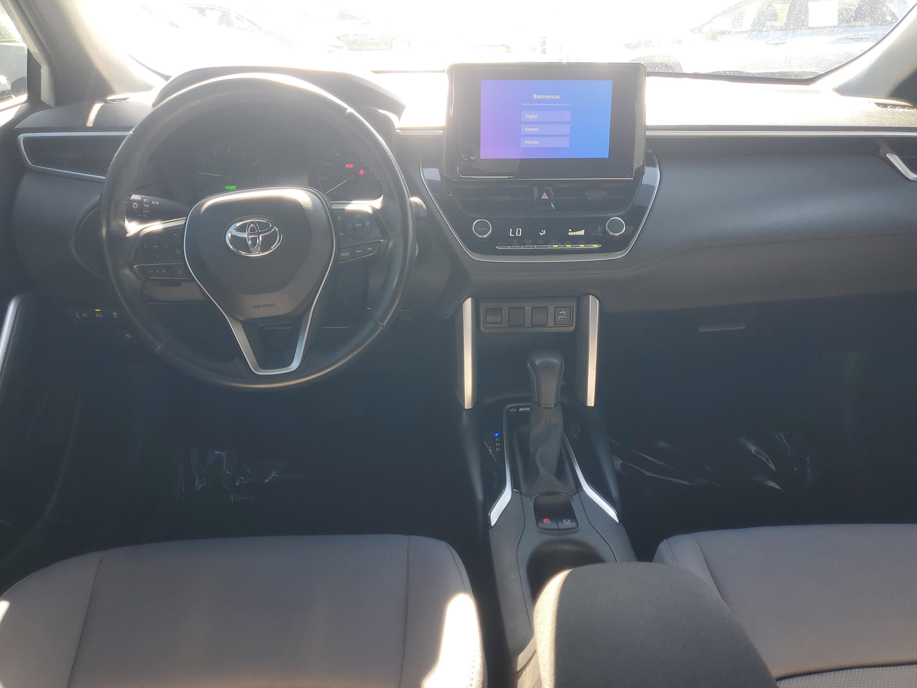 Toyota Corolla Cross Hybrid Se Awd Suv | Miami, Fl - Thumbnail 15