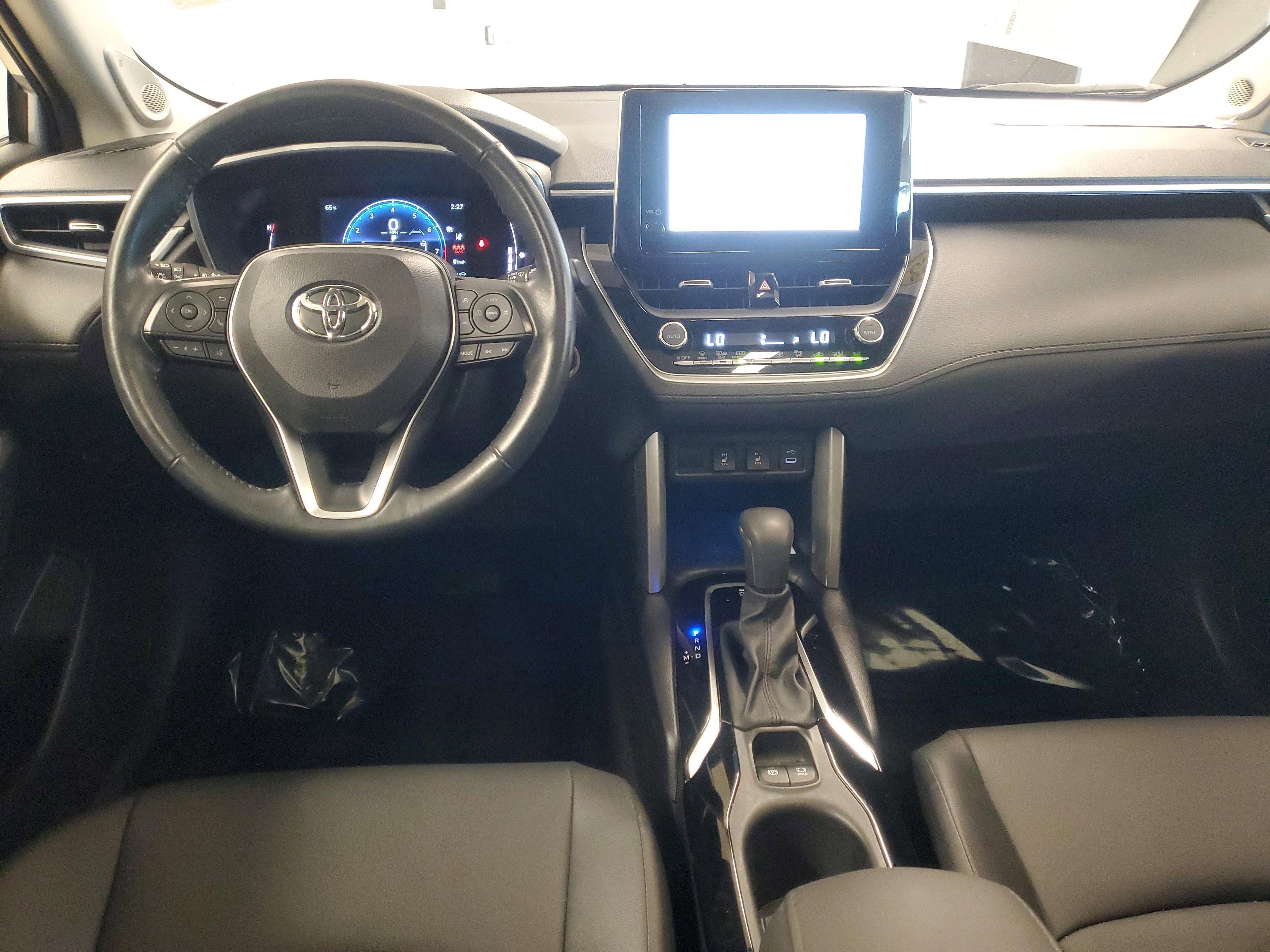 Toyota Corolla Cross Xle Fwd - Thumbnail 11