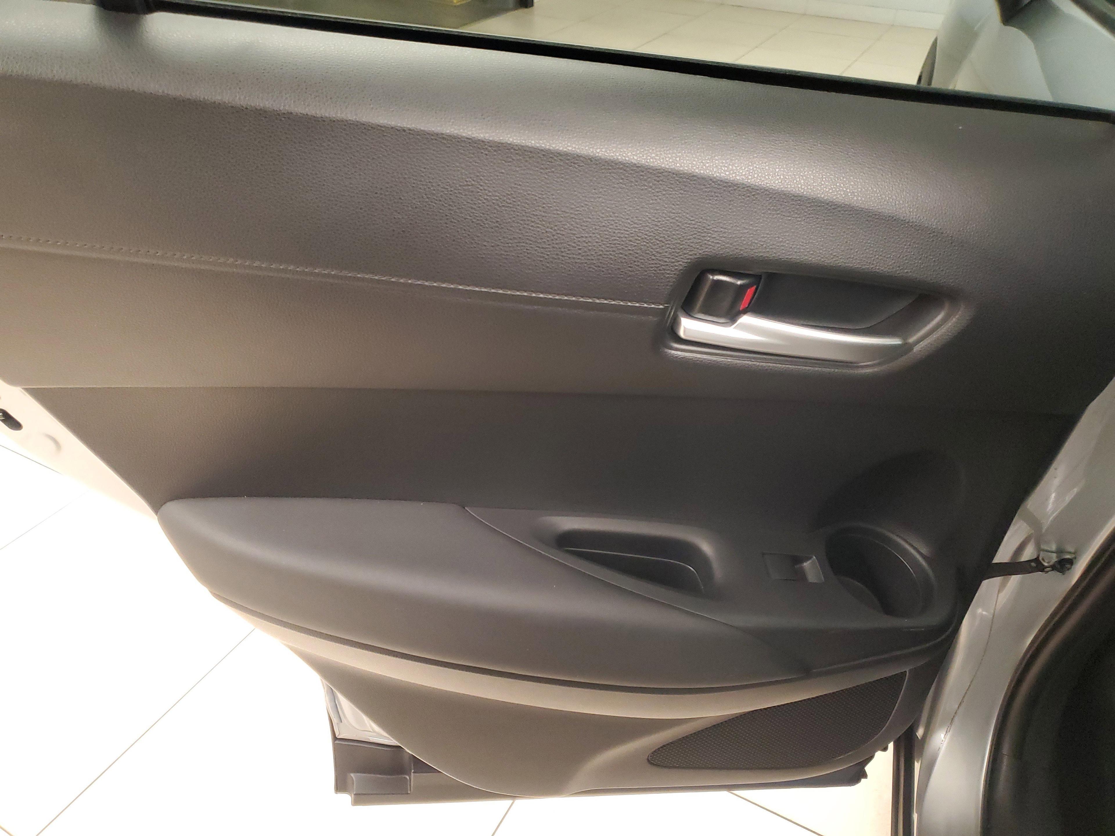 Toyota Corolla Cross Xle Fwd - Thumbnail 15