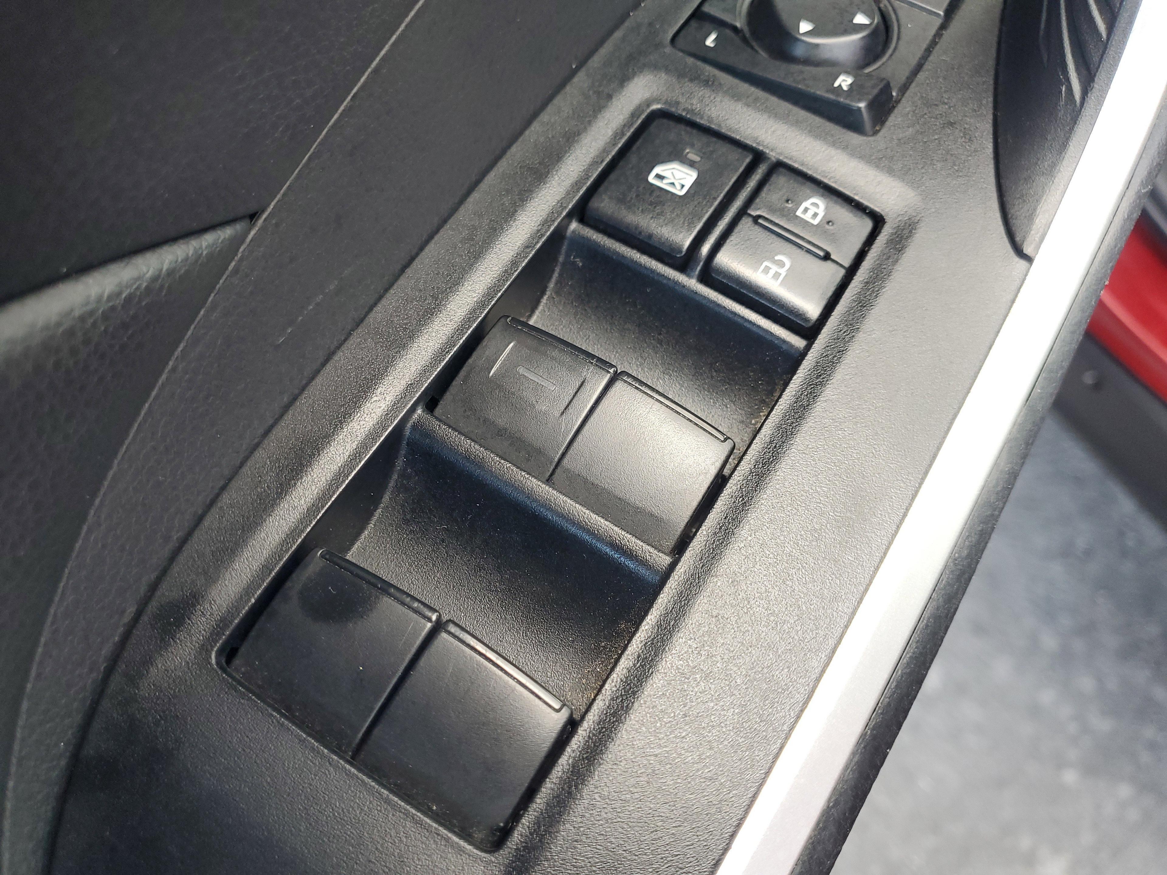 Toyota Rav4 Le Fwd Suv | Miami, Fl - Thumbnail 19