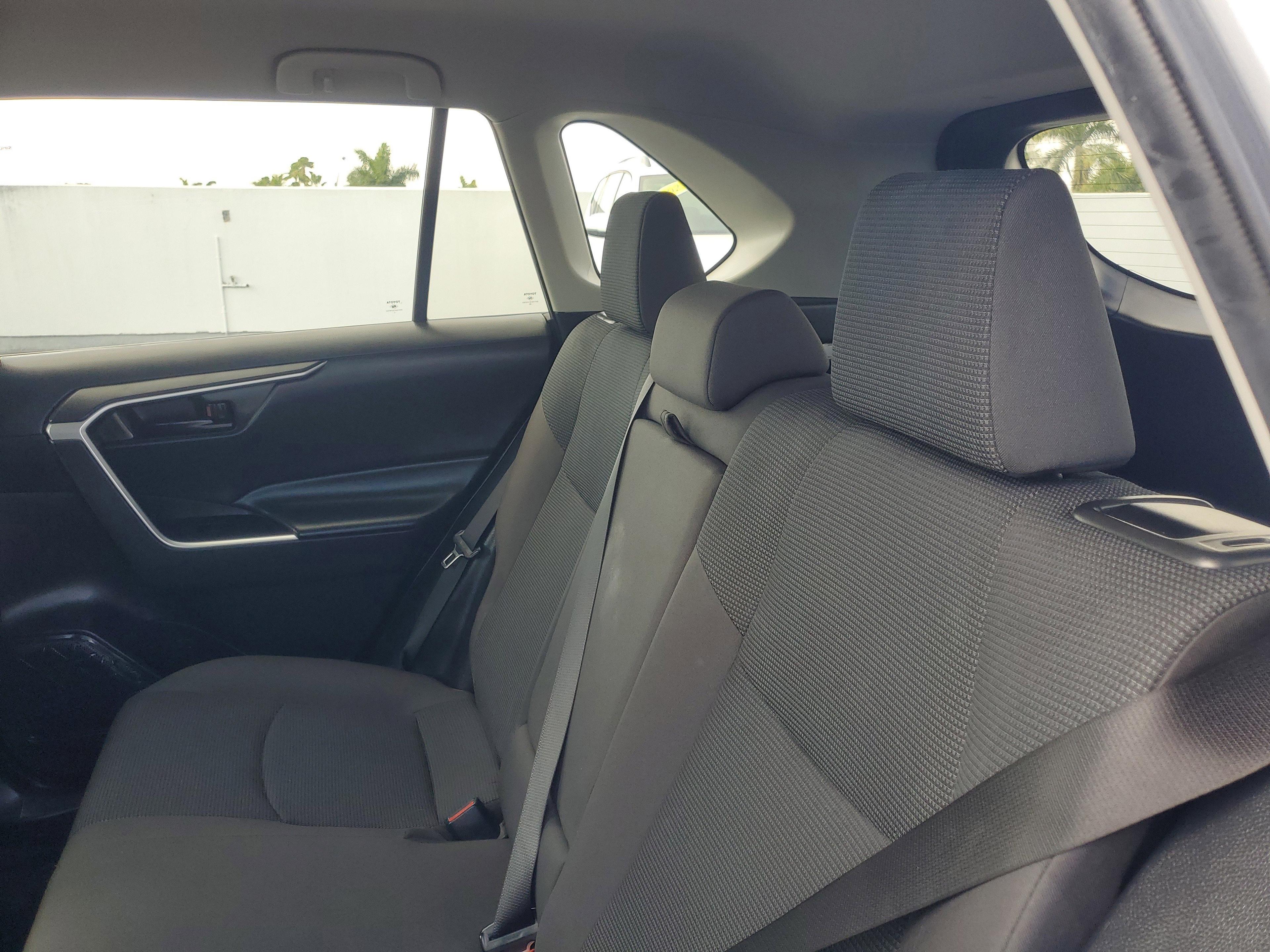 Toyota Rav4 Le Fwd Suv | Miami, Fl - Thumbnail 13