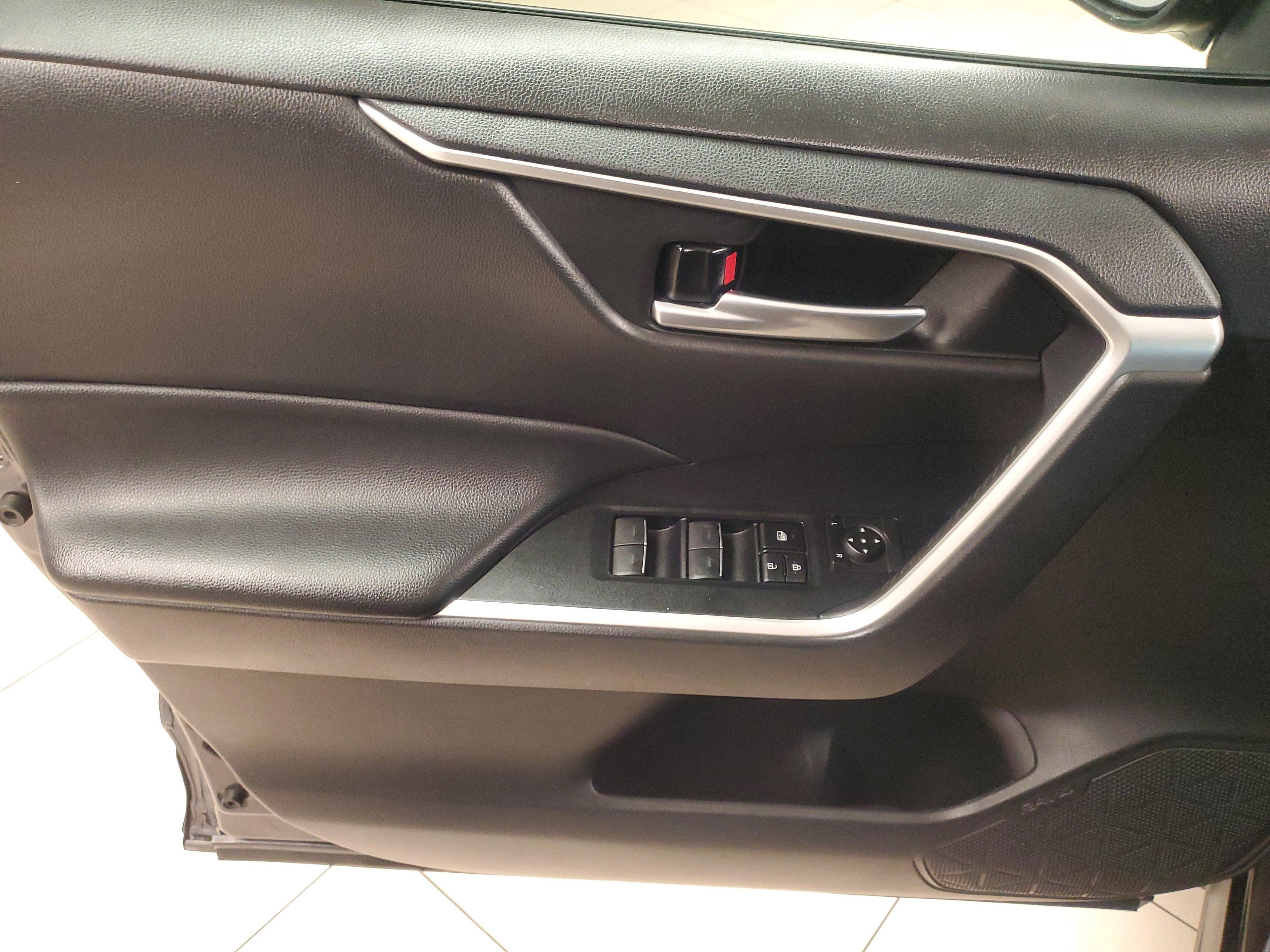 Toyota Rav4 Xle Fwd - Thumbnail 18