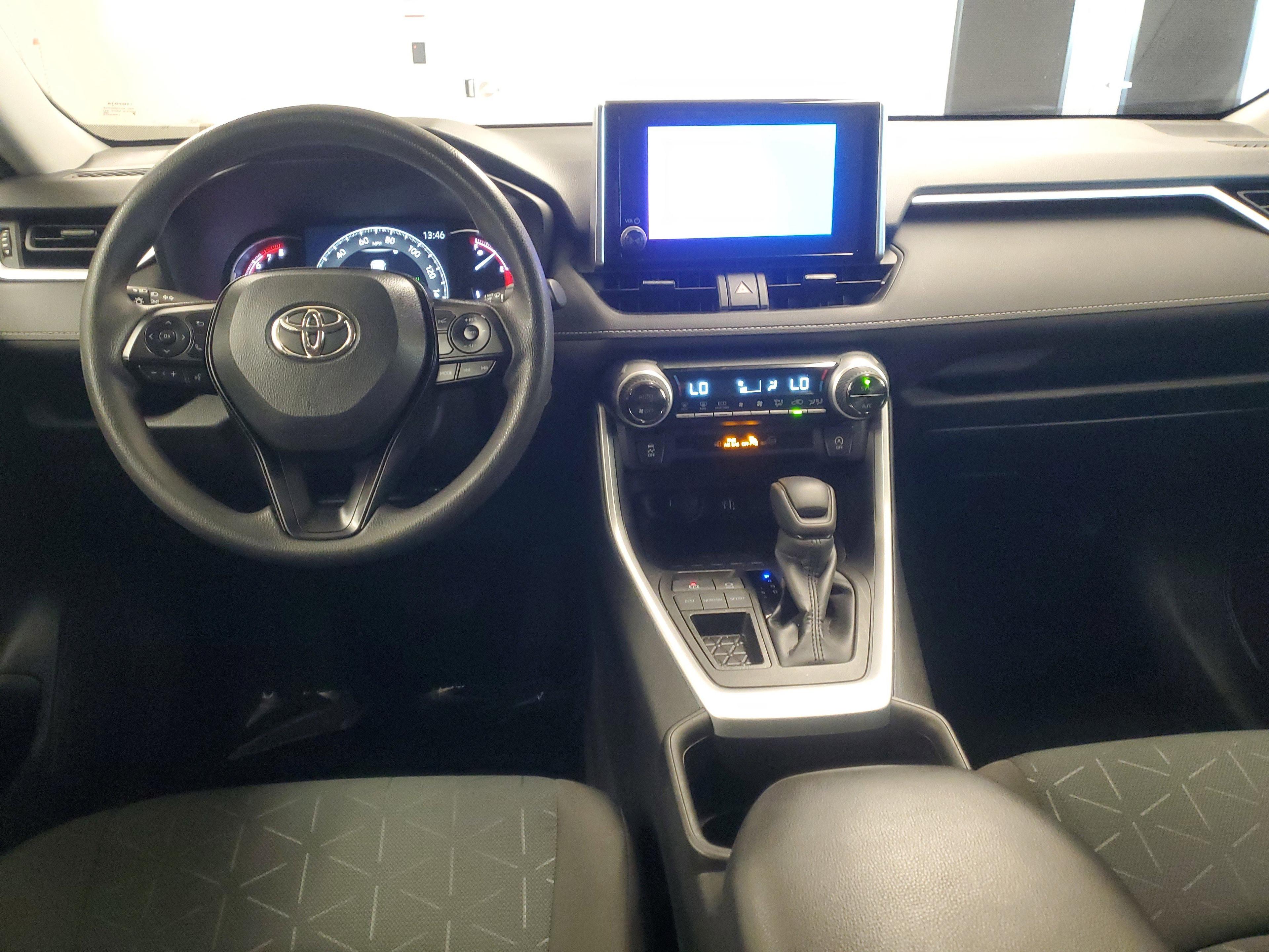 Toyota Rav4 Xle Fwd - Thumbnail 10