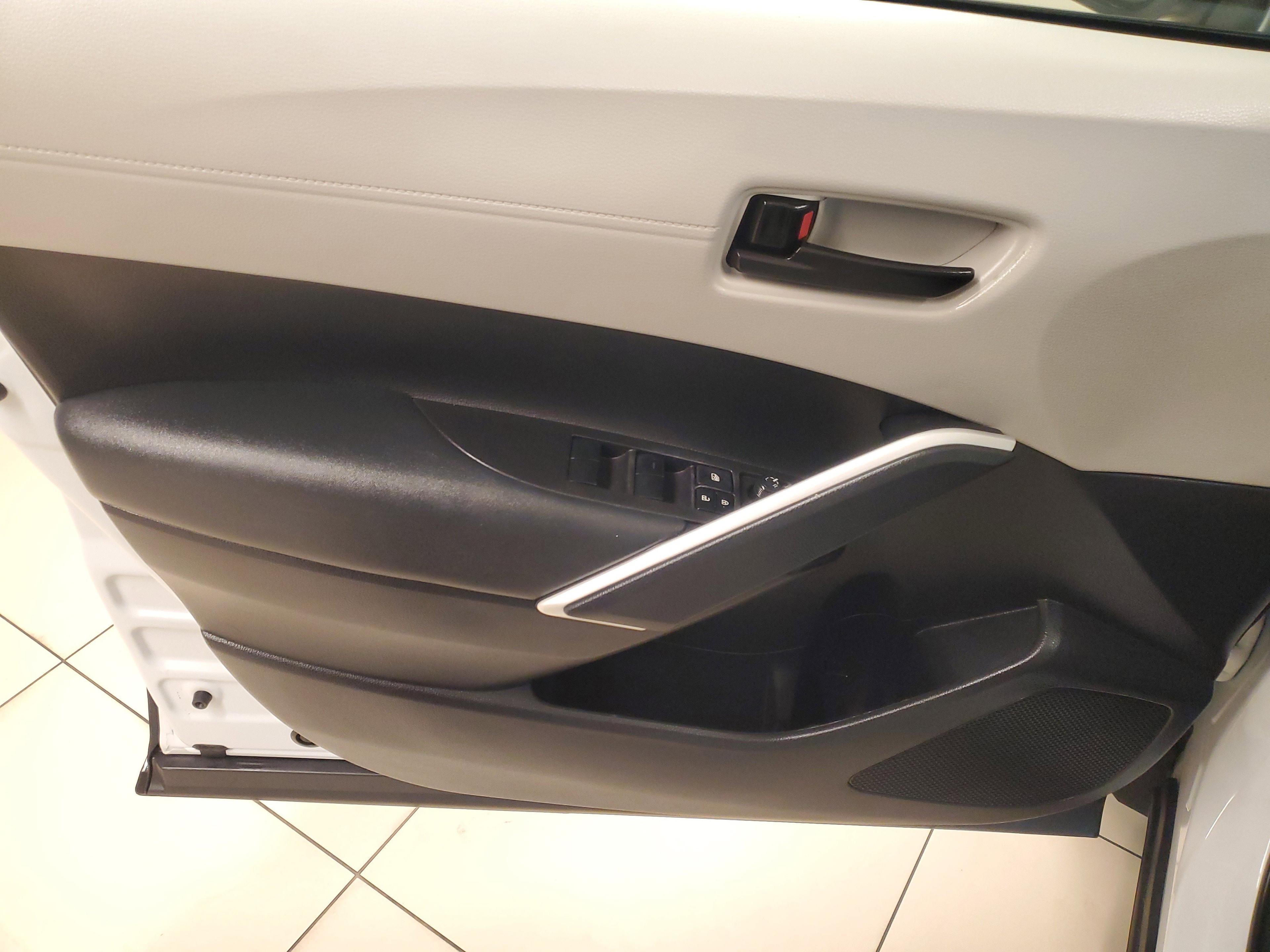 Toyota Corolla Cross L Fwd - Thumbnail 18