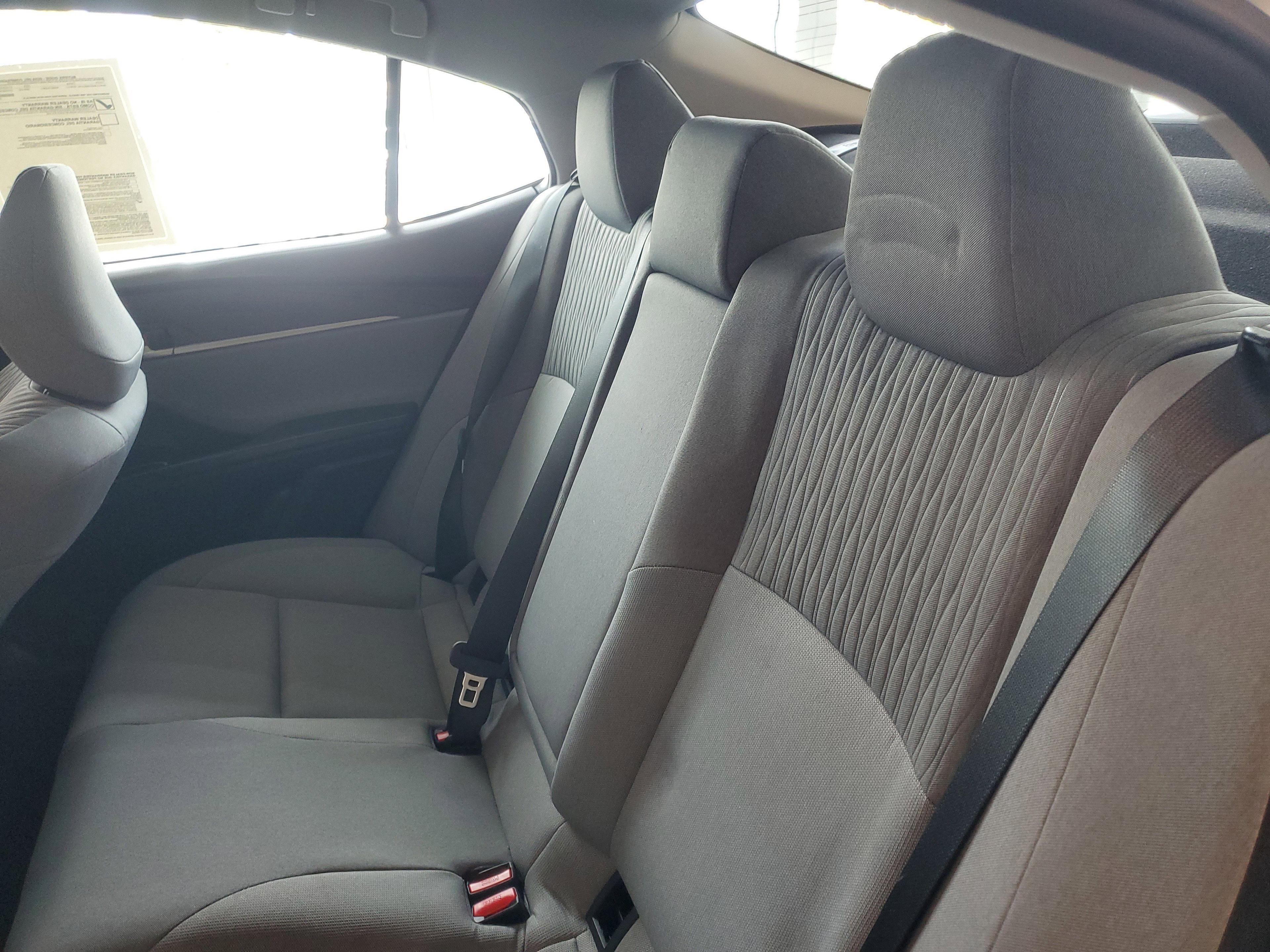 Toyota Camry Le Fwd - Thumbnail 12