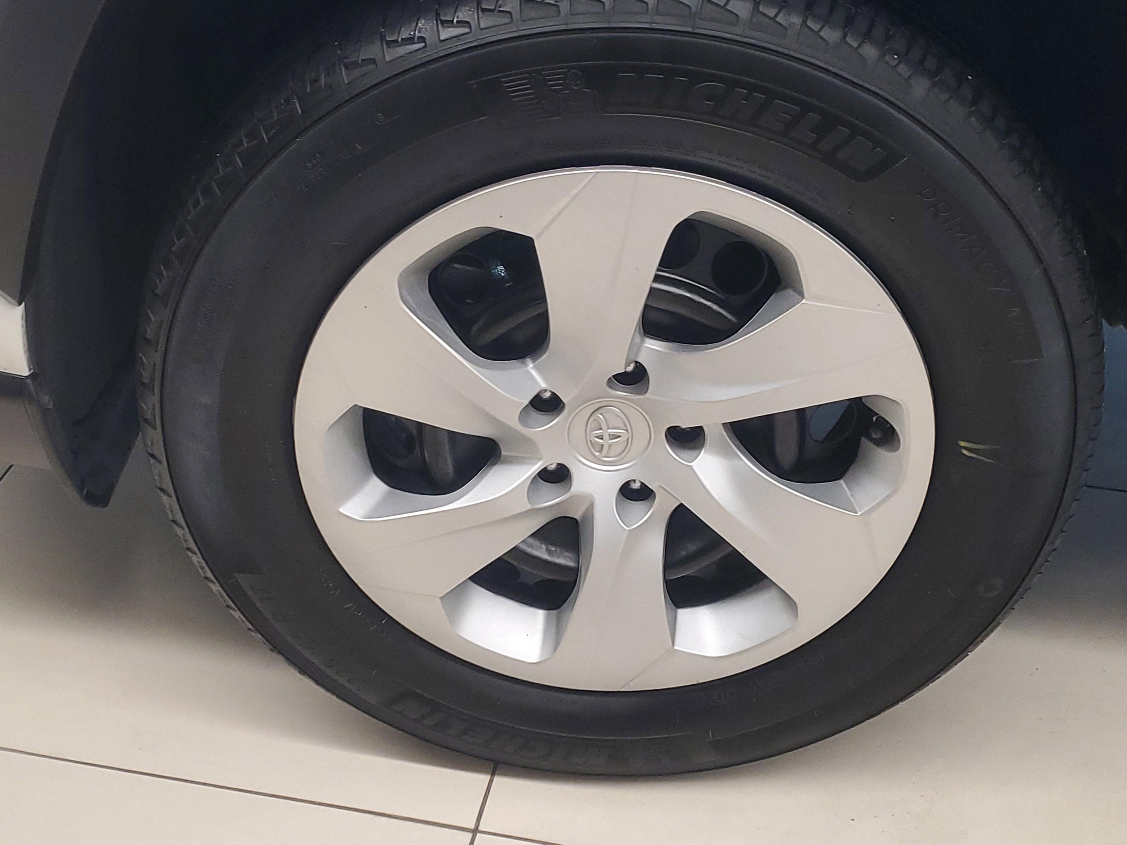 Toyota Rav4 Le Fwd Suv | Miami, Fl - Thumbnail 5