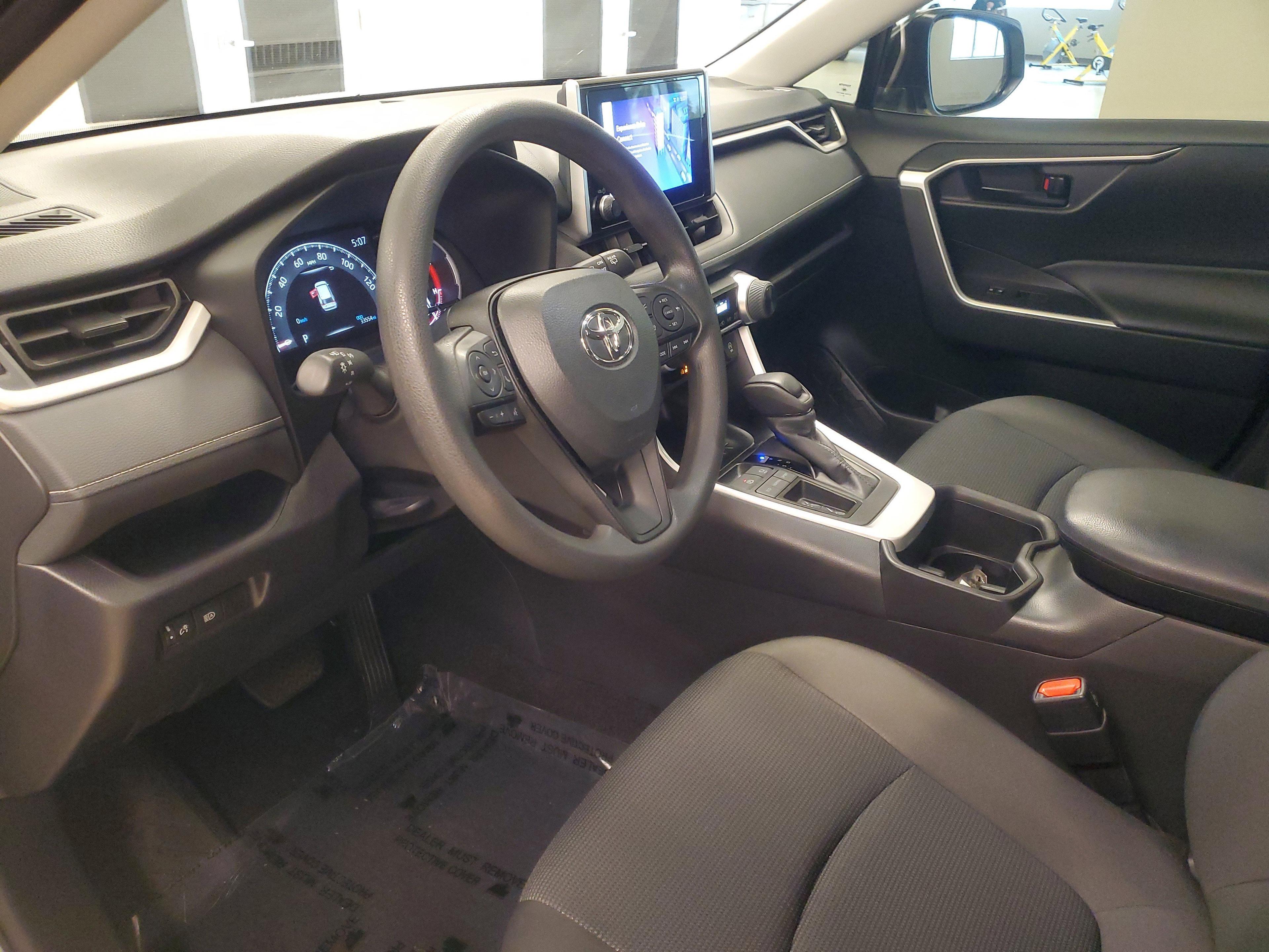 Toyota Rav4 Le Fwd Suv | Miami, Fl - Thumbnail 16