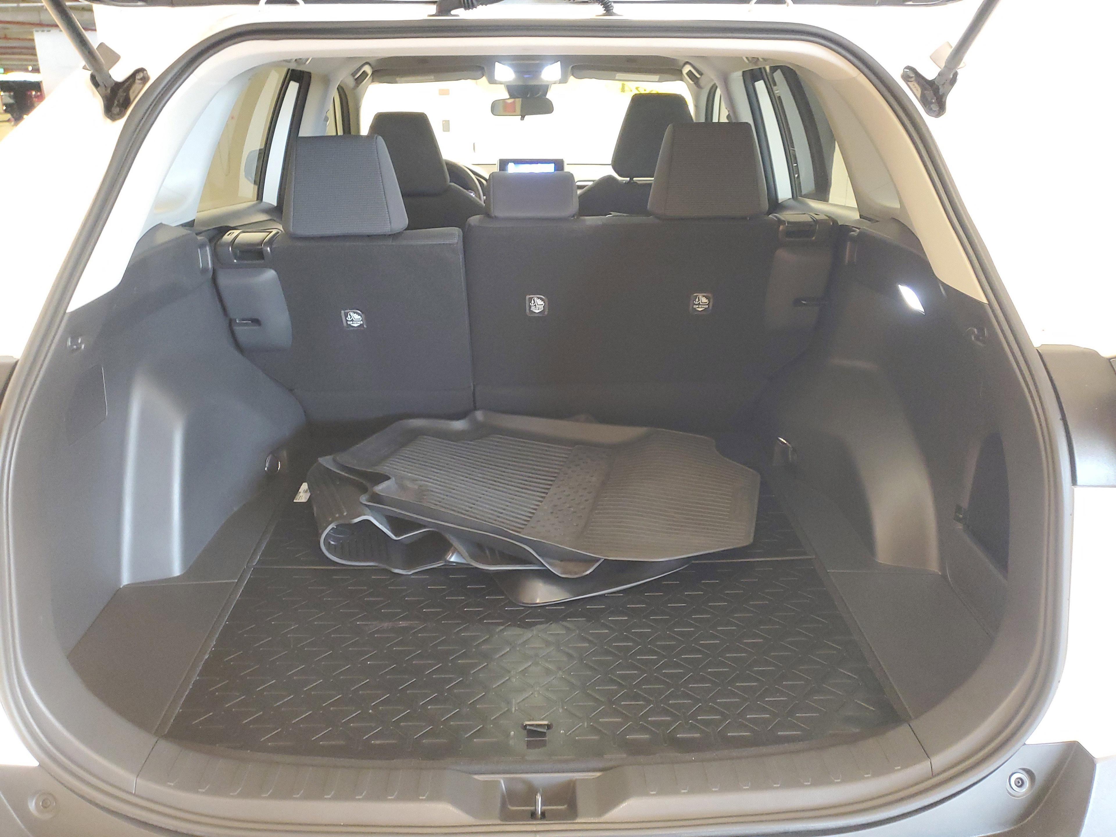 Toyota Rav4 Le Fwd Suv | Miami, Fl - Thumbnail 9