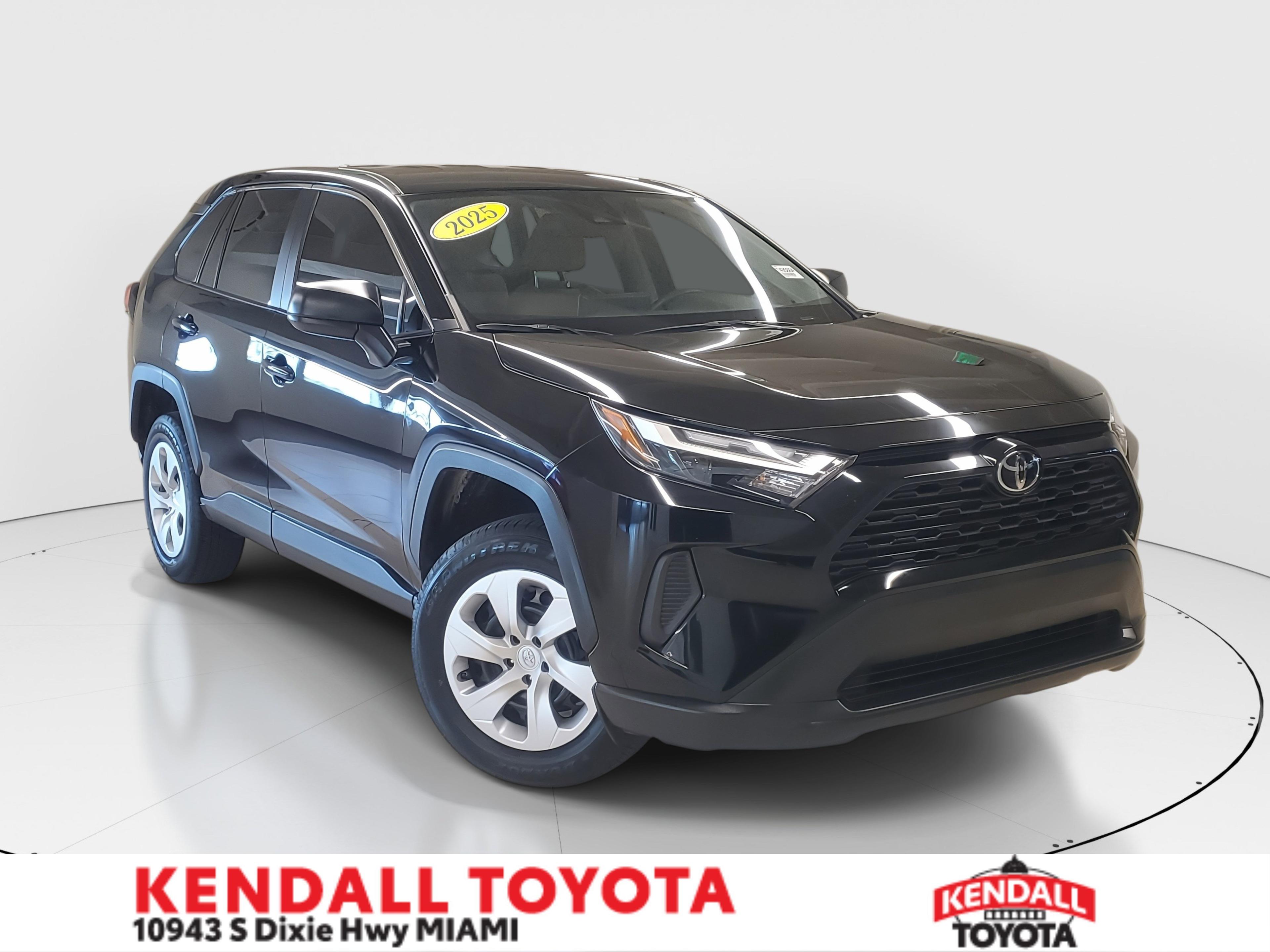 Toyota Rav4 Le Fwd - Thumbnail 2