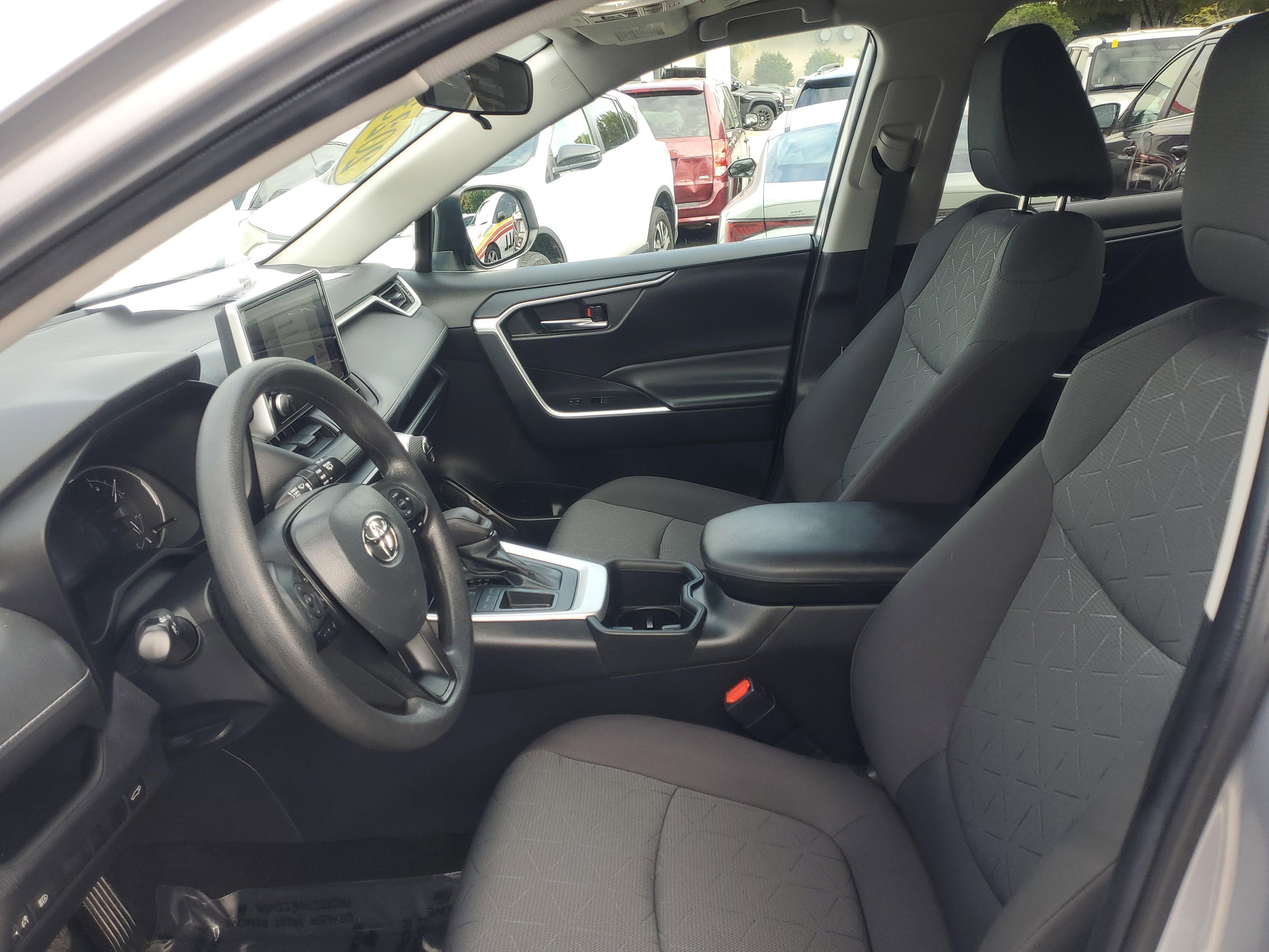 Toyota Rav4 Xle Fwd Suv | Miami, Fl - Thumbnail 16