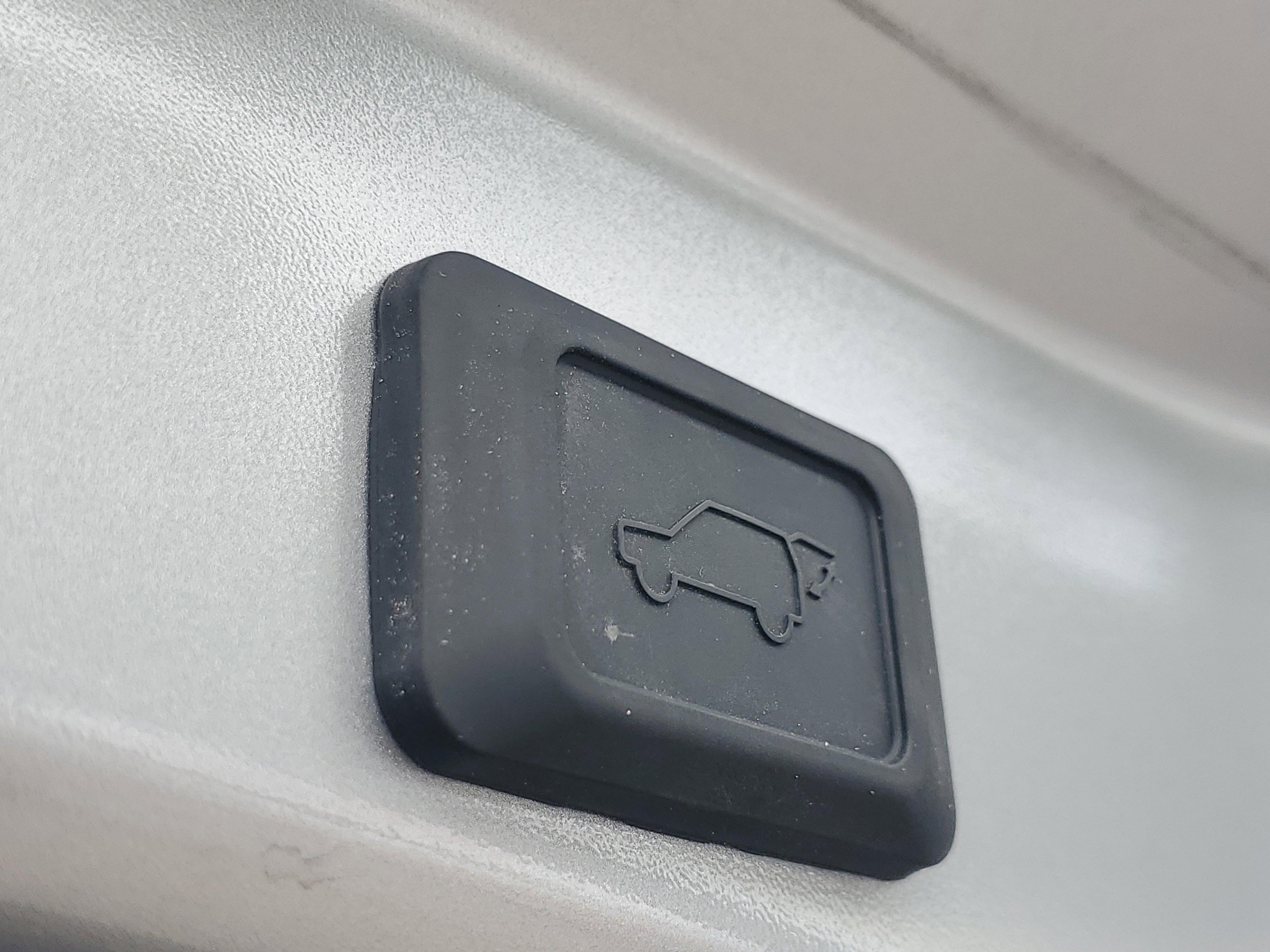 Toyota Rav4 Xle Fwd Suv | Miami, Fl - Thumbnail 10