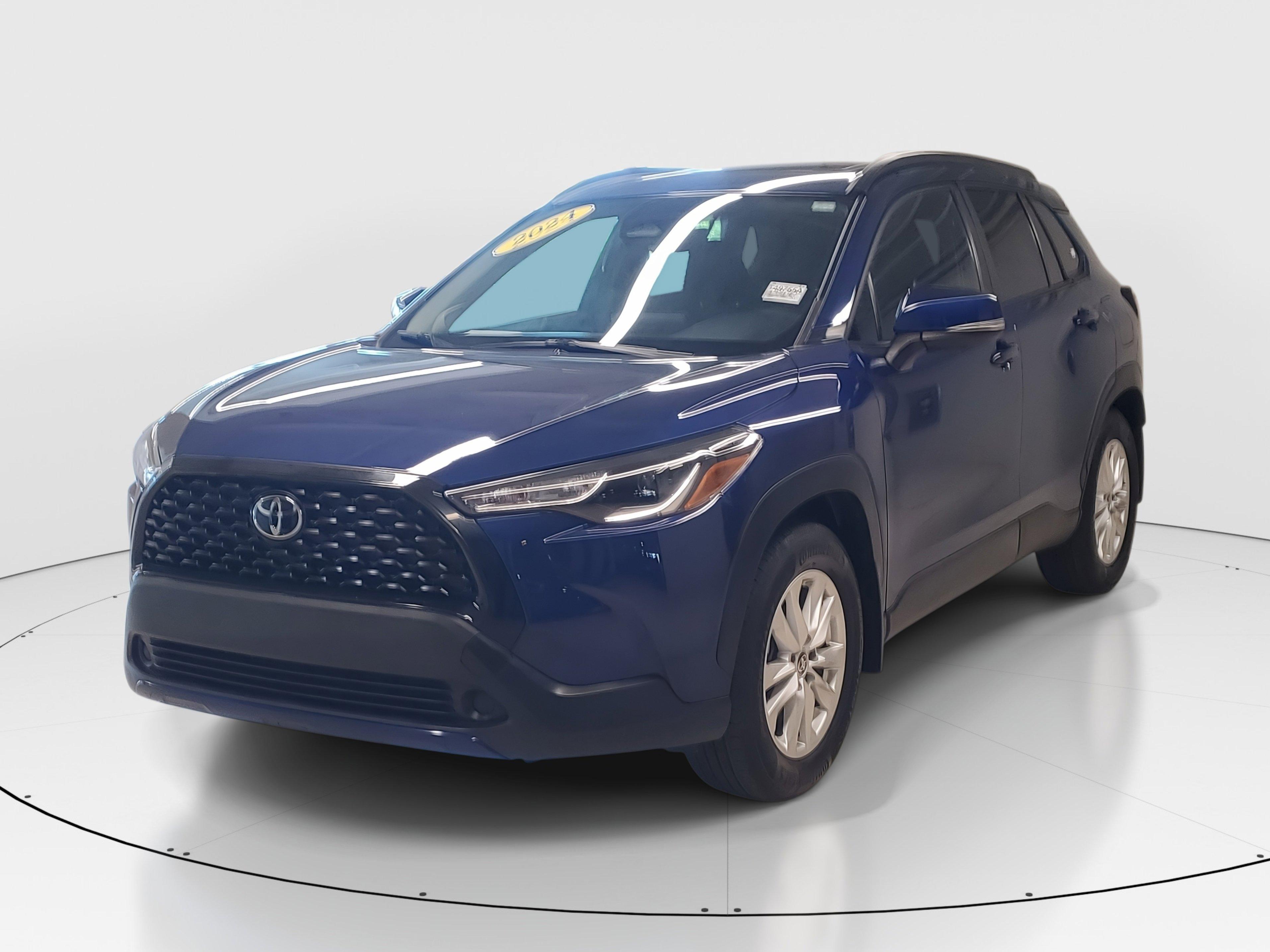 Toyota Corolla Cross Le Awd Suv | Miami, Fl - Thumbnail 4