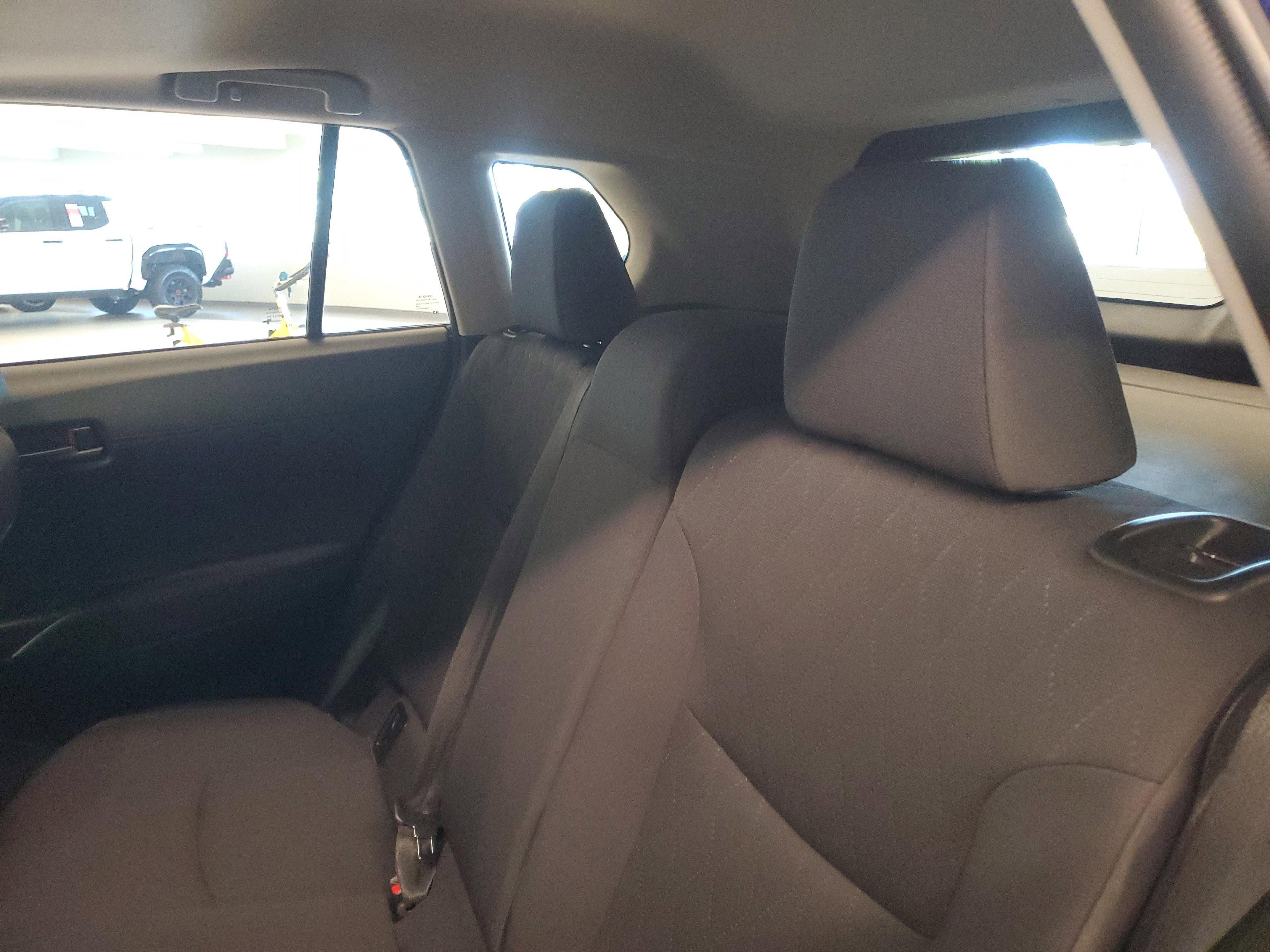 Toyota Corolla Cross Le Awd Suv | Miami, Fl - Thumbnail 14