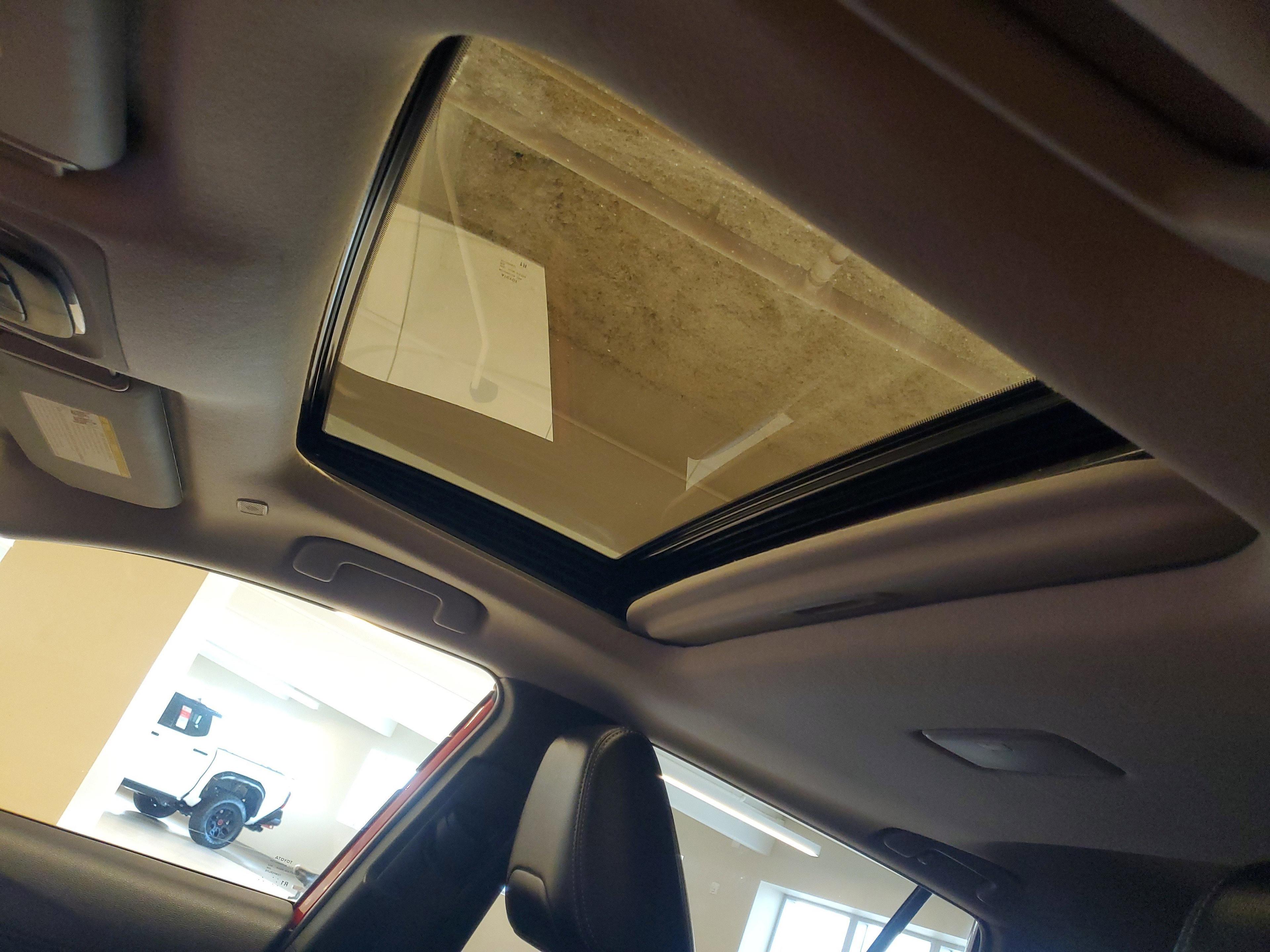 Toyota Corolla Cross Xle Fwd - Thumbnail 19