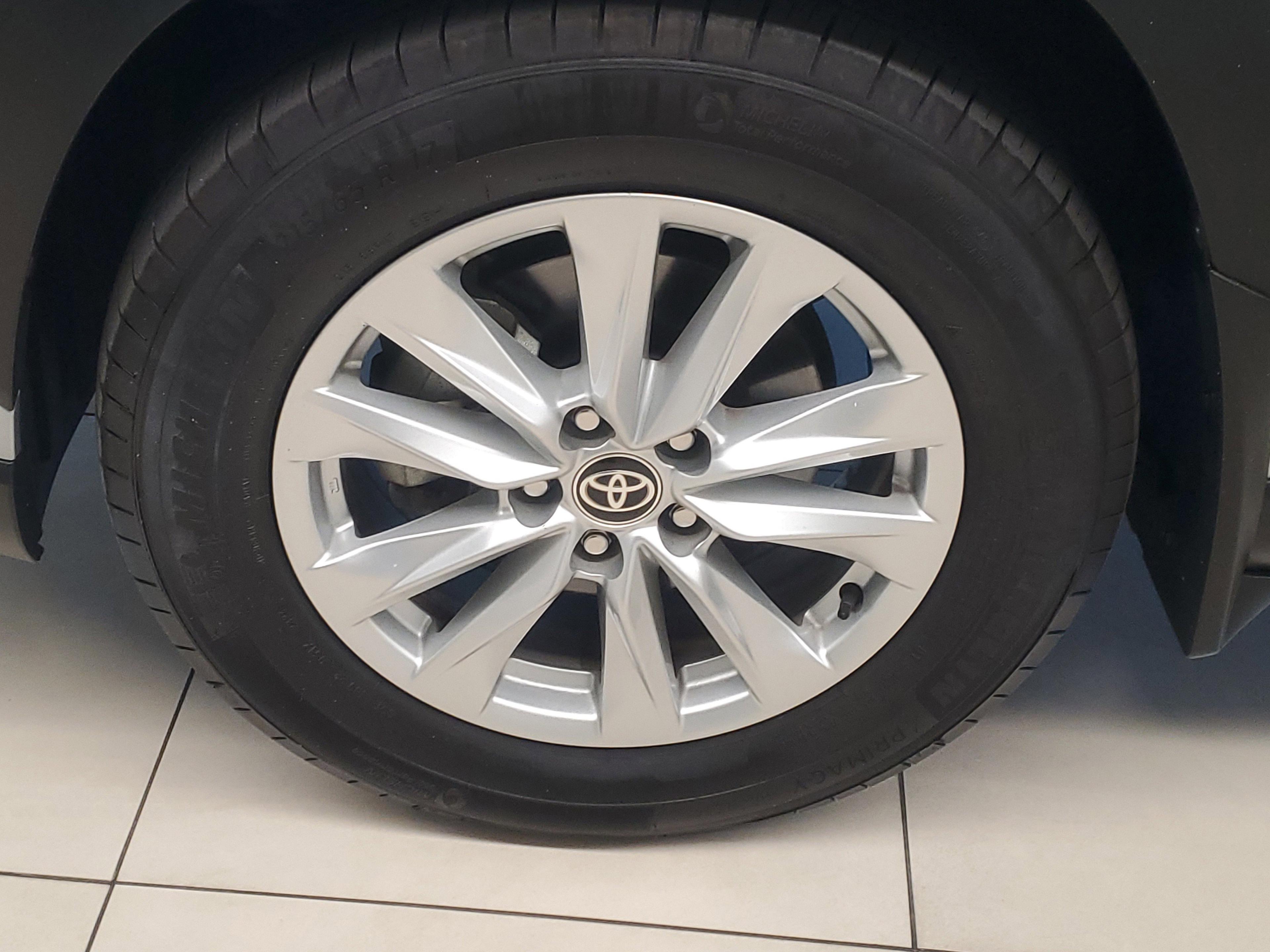 Toyota Corolla Cross Le Awd - Thumbnail 5