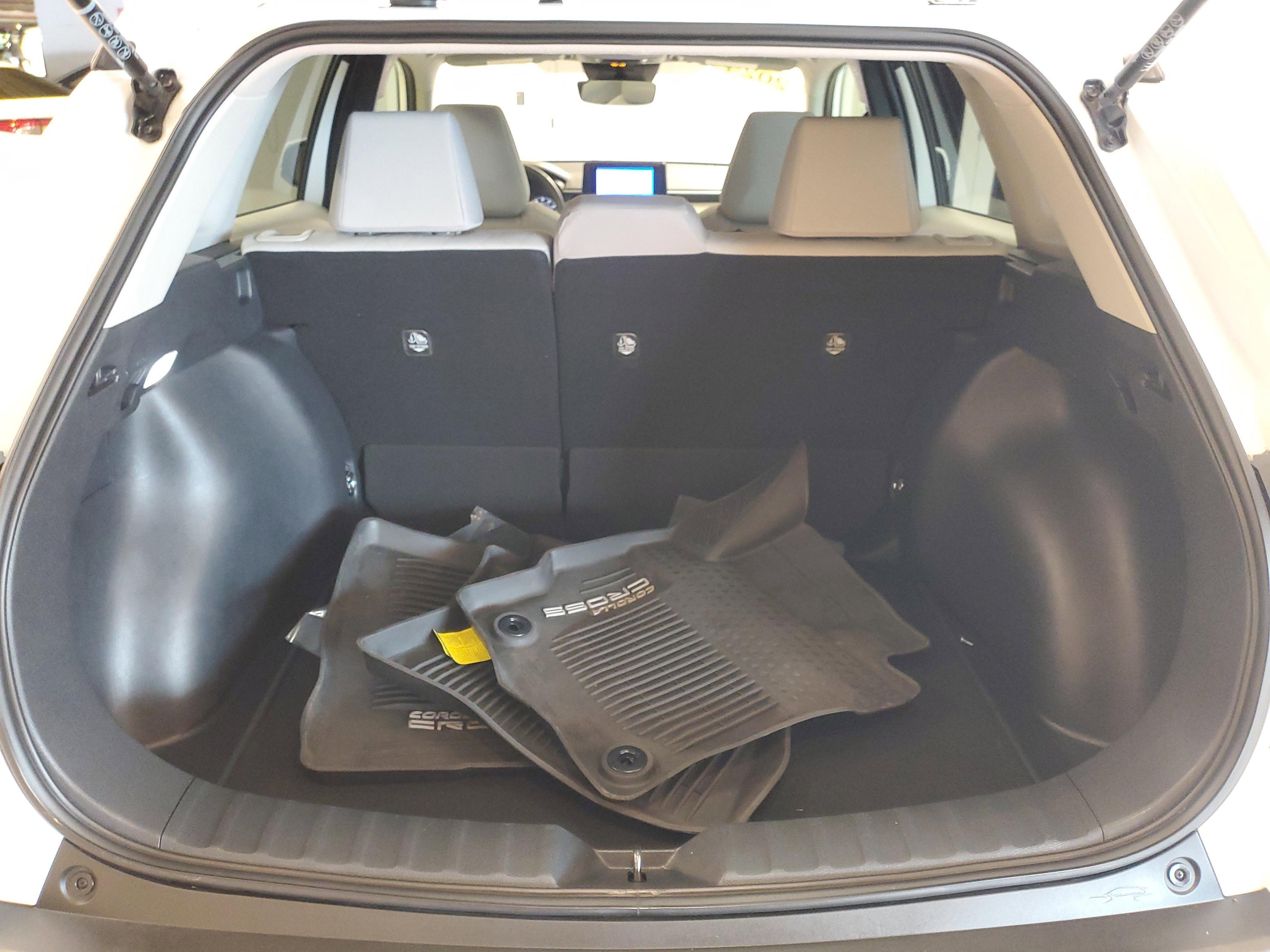 Toyota Corolla Cross Le Fwd - Thumbnail 9