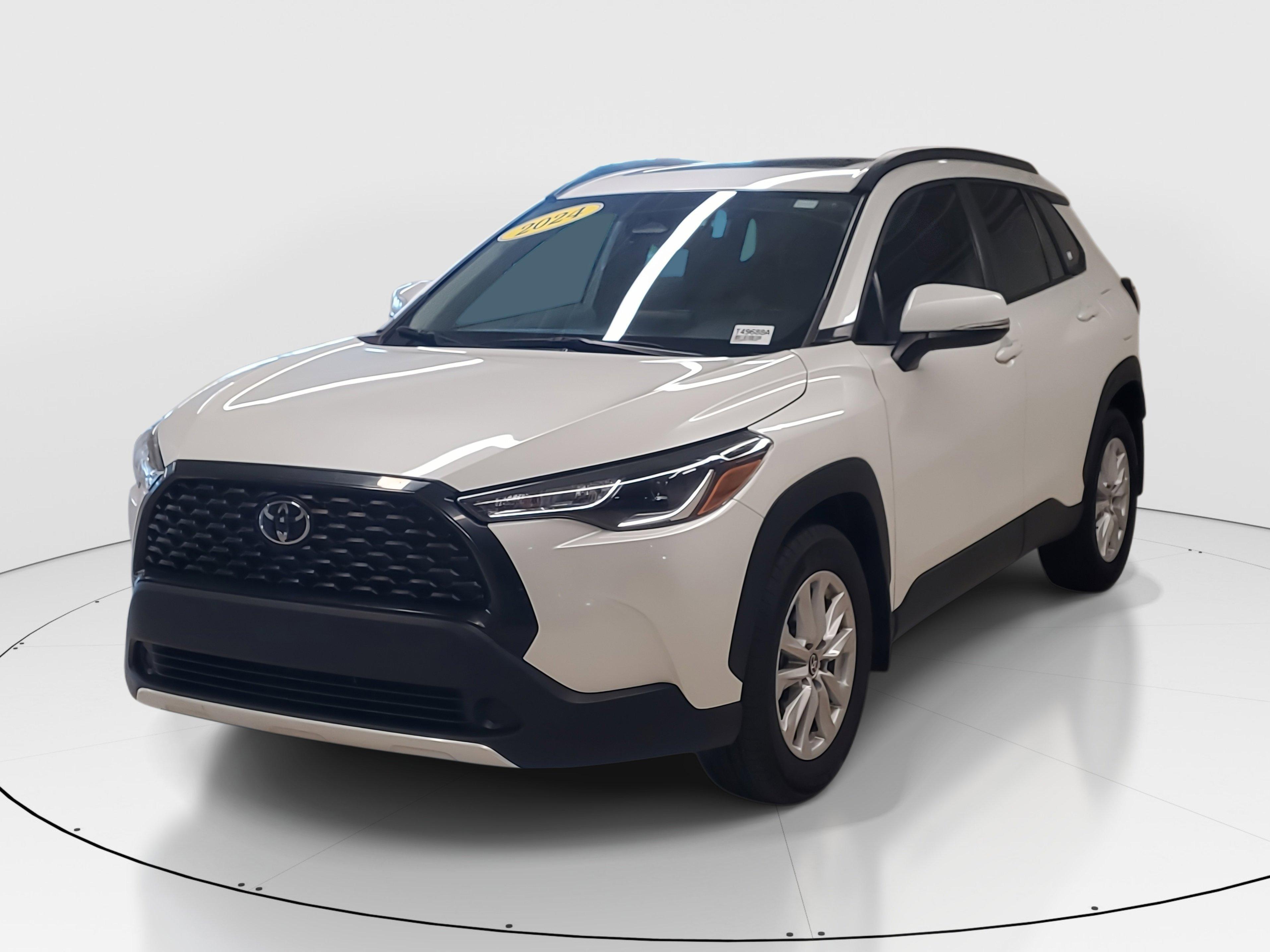 Toyota Corolla Cross Le Fwd - Thumbnail 4