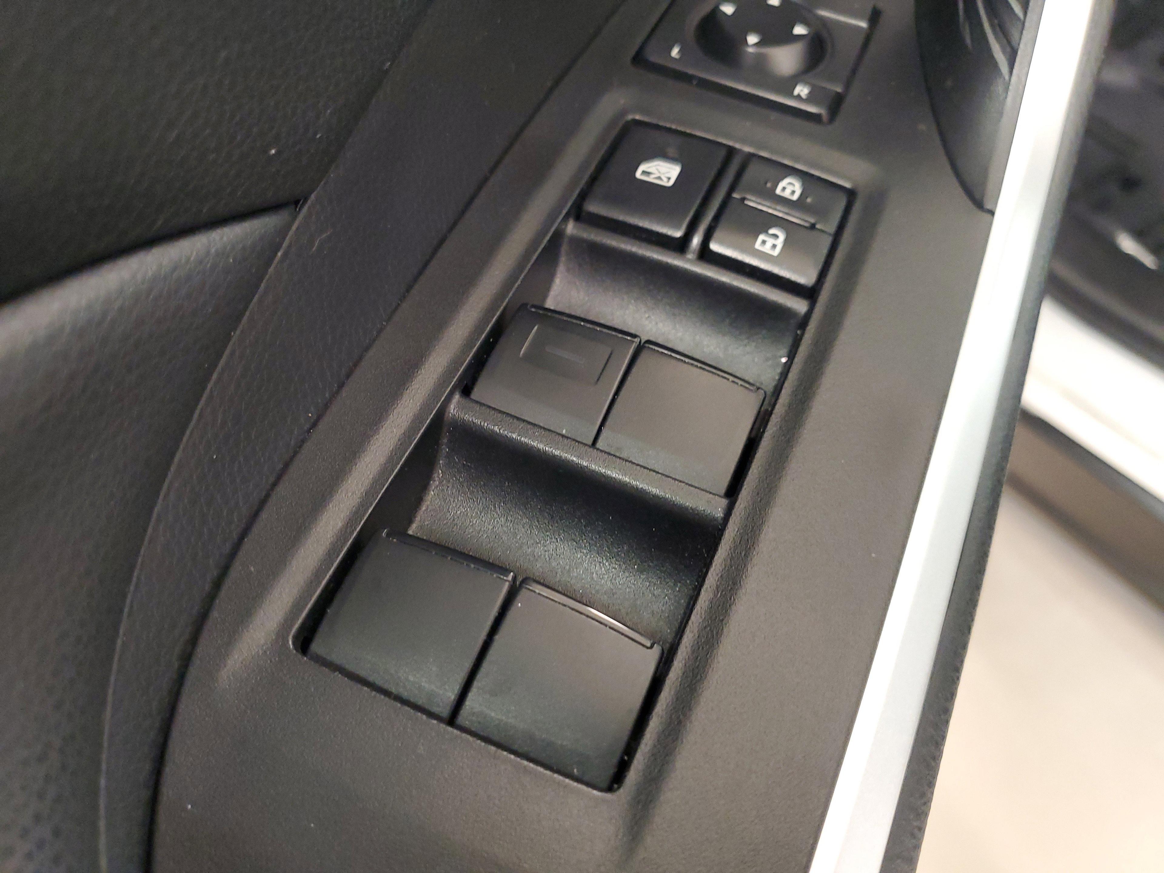 Toyota Rav4 Le Fwd - Thumbnail 19