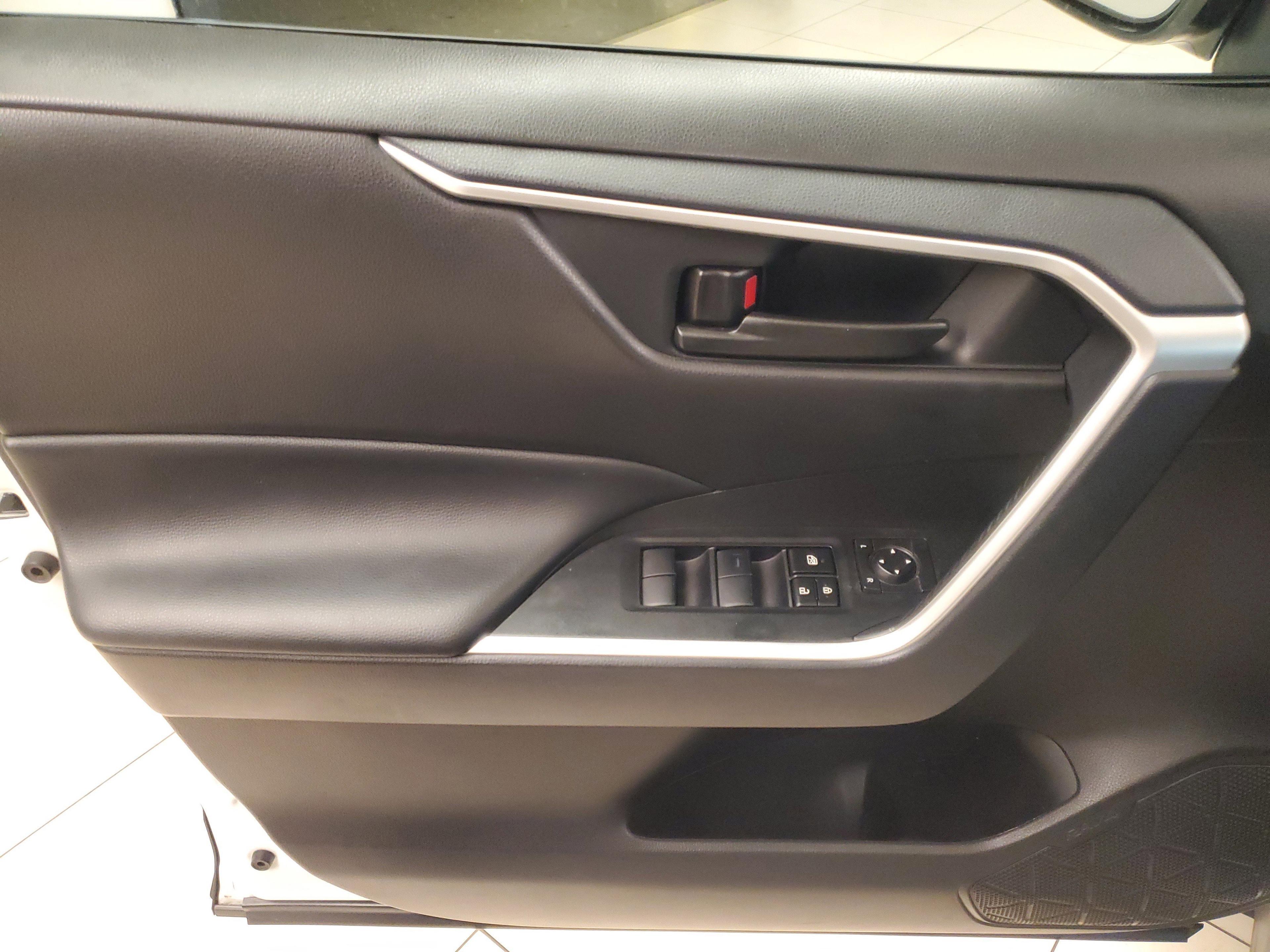 Toyota Rav4 Le Fwd - Thumbnail 18