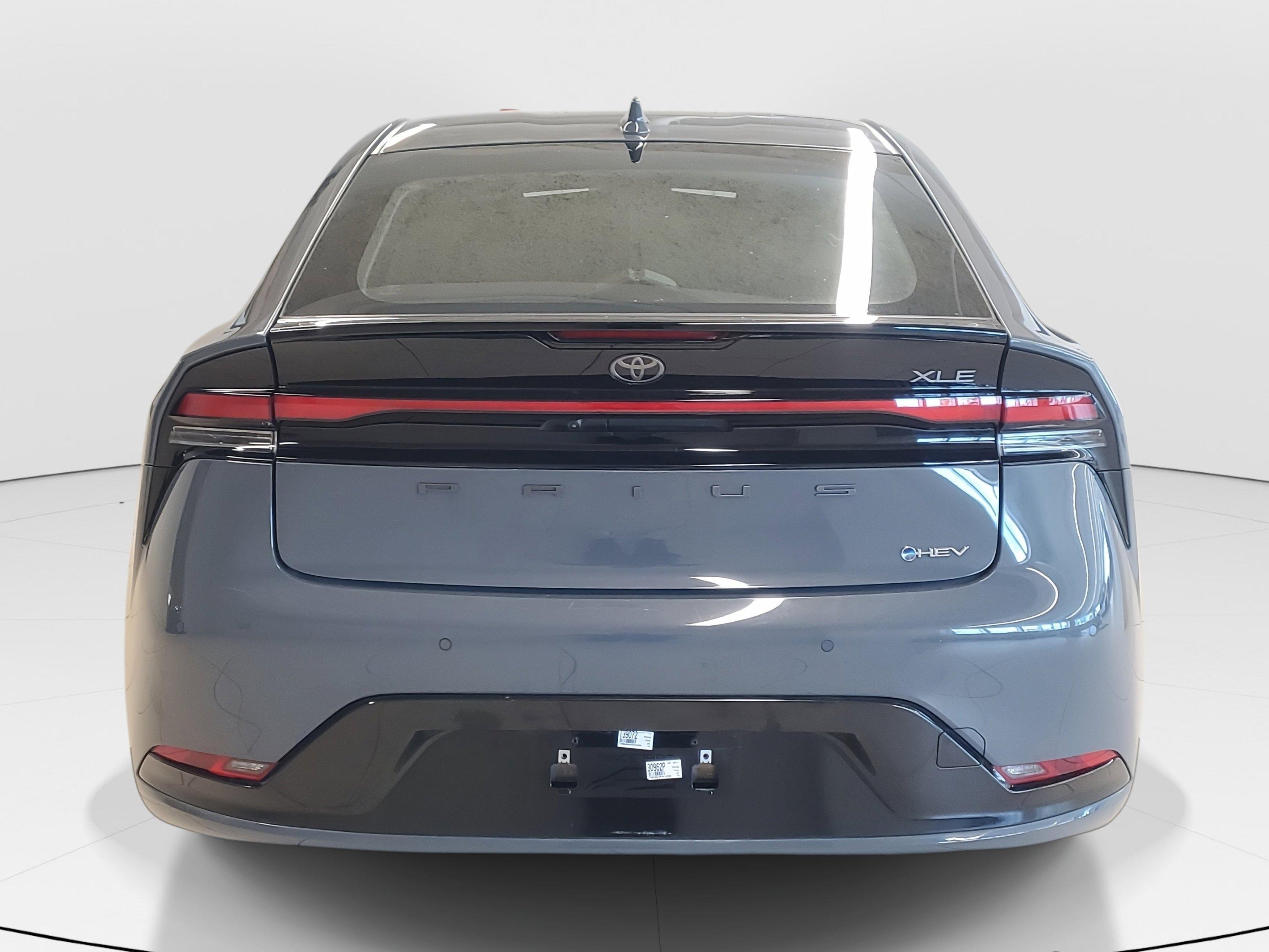 Toyota Prius Limited Fwd - Thumbnail 7