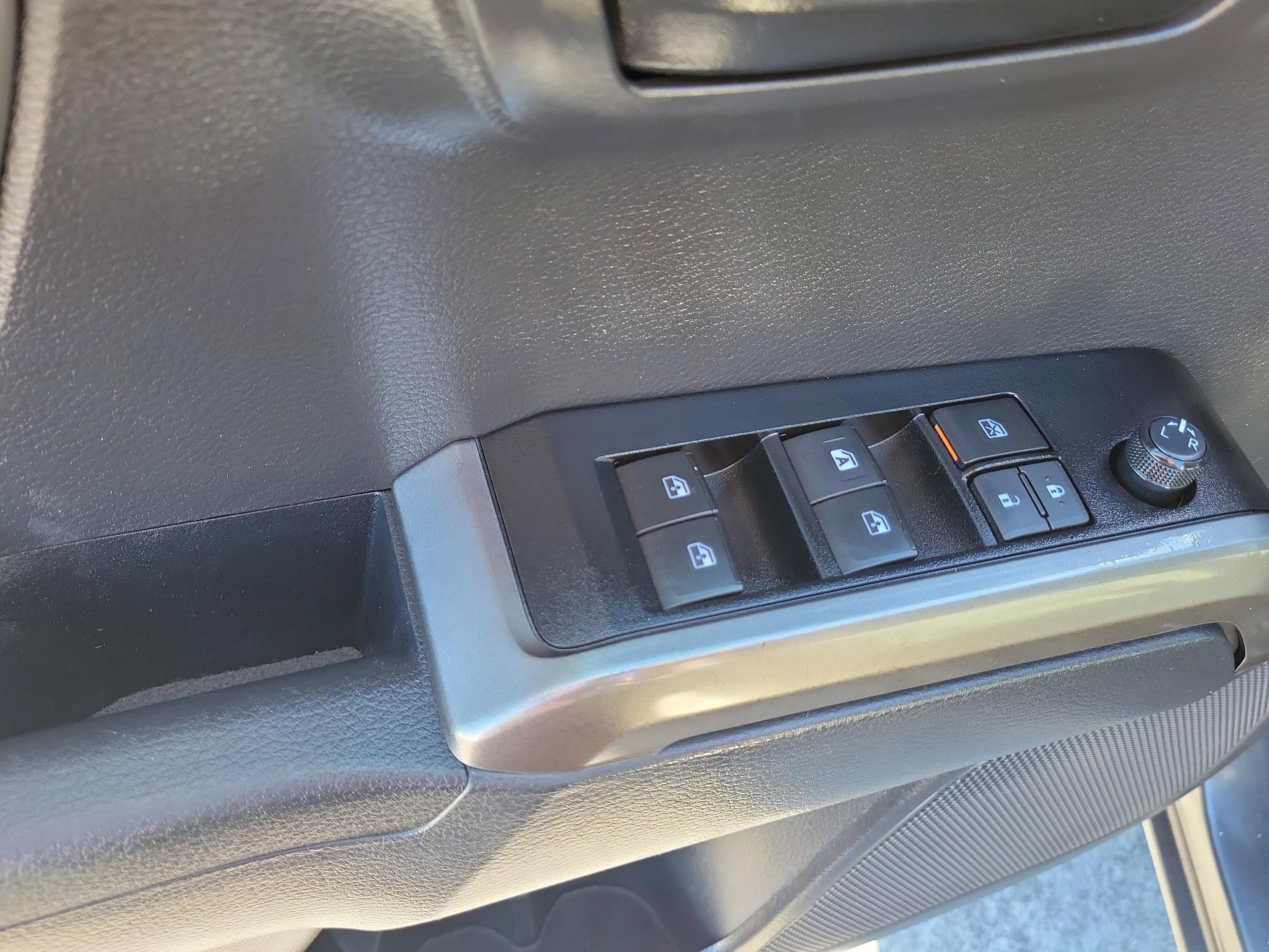 Toyota Tacoma 2Wd Sr5 Rwd - Thumbnail 17