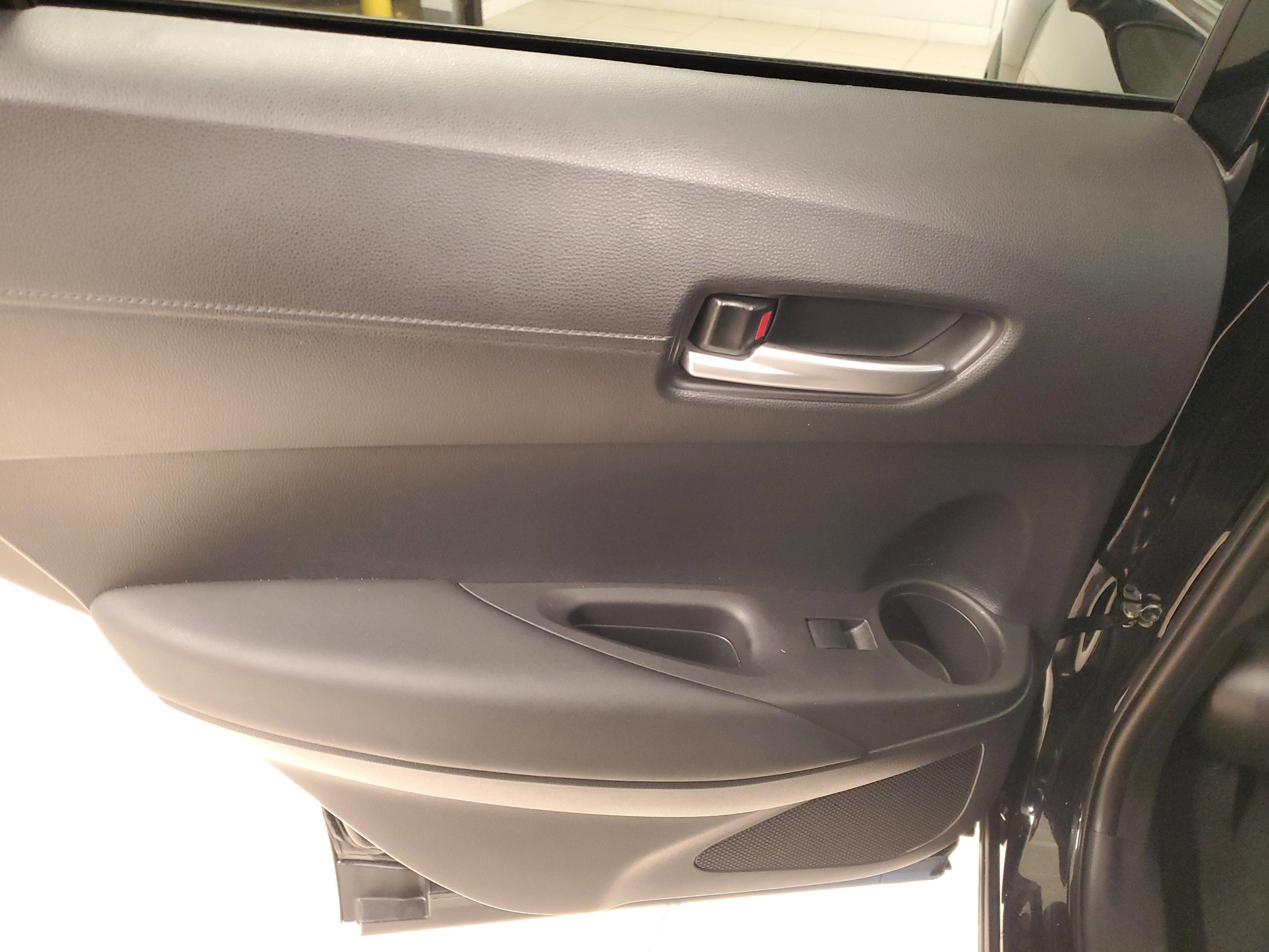 Toyota Corolla Cross Xle Fwd - Thumbnail 15