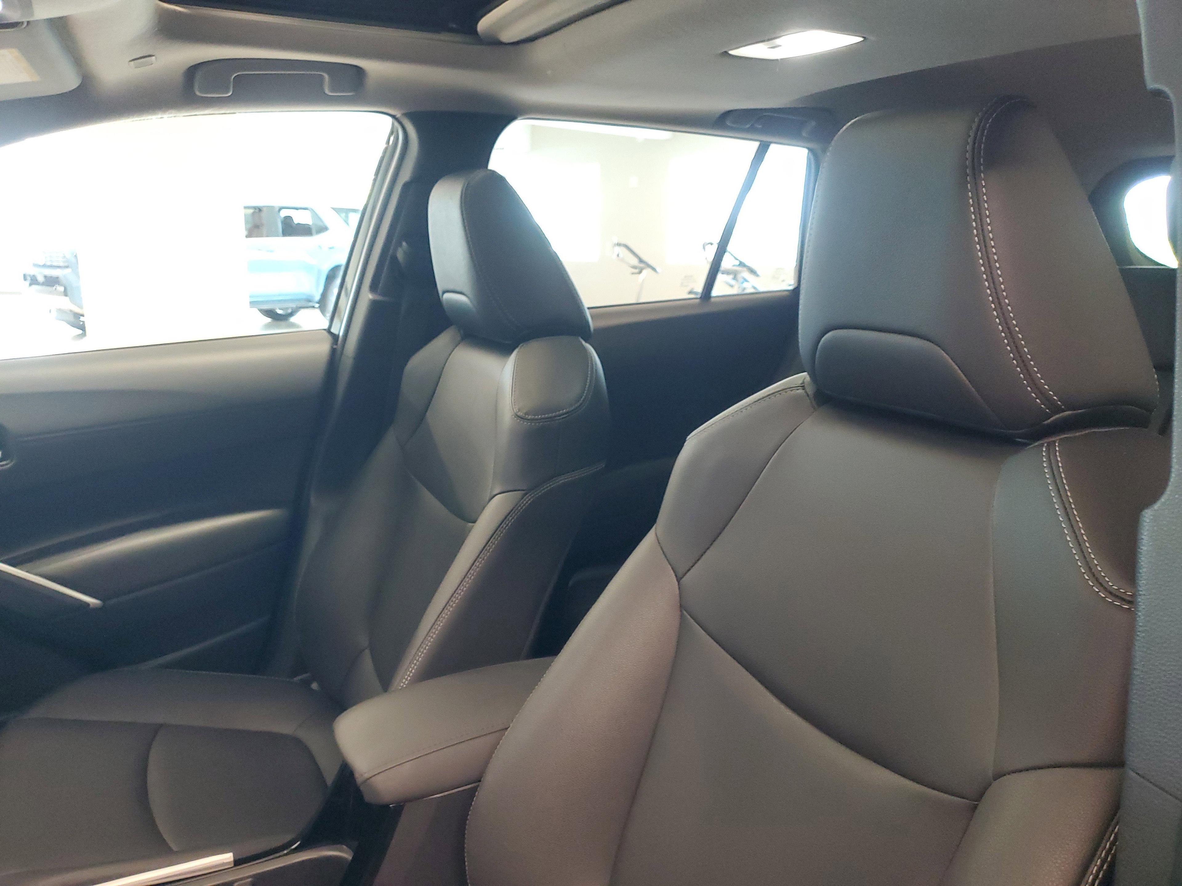 Toyota Corolla Cross Xle Fwd - Thumbnail 18