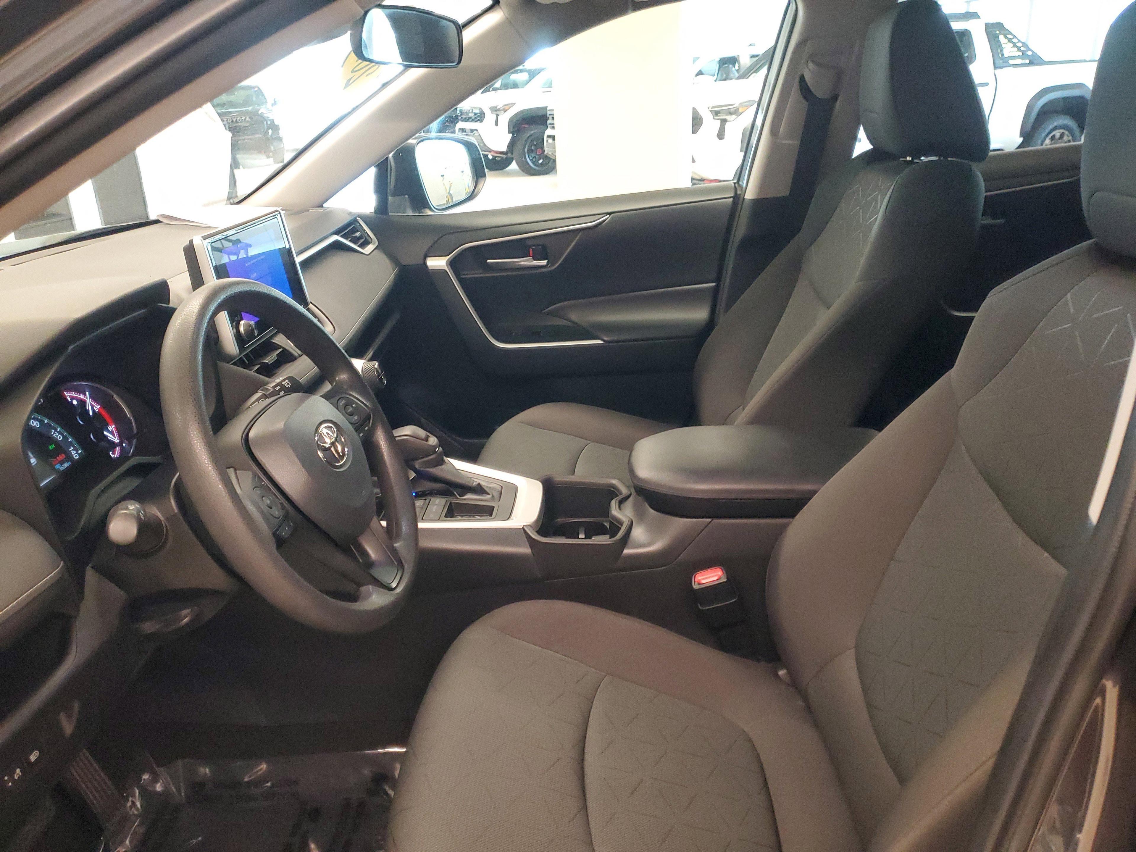 Toyota Rav4 Xle Fwd - Thumbnail 15