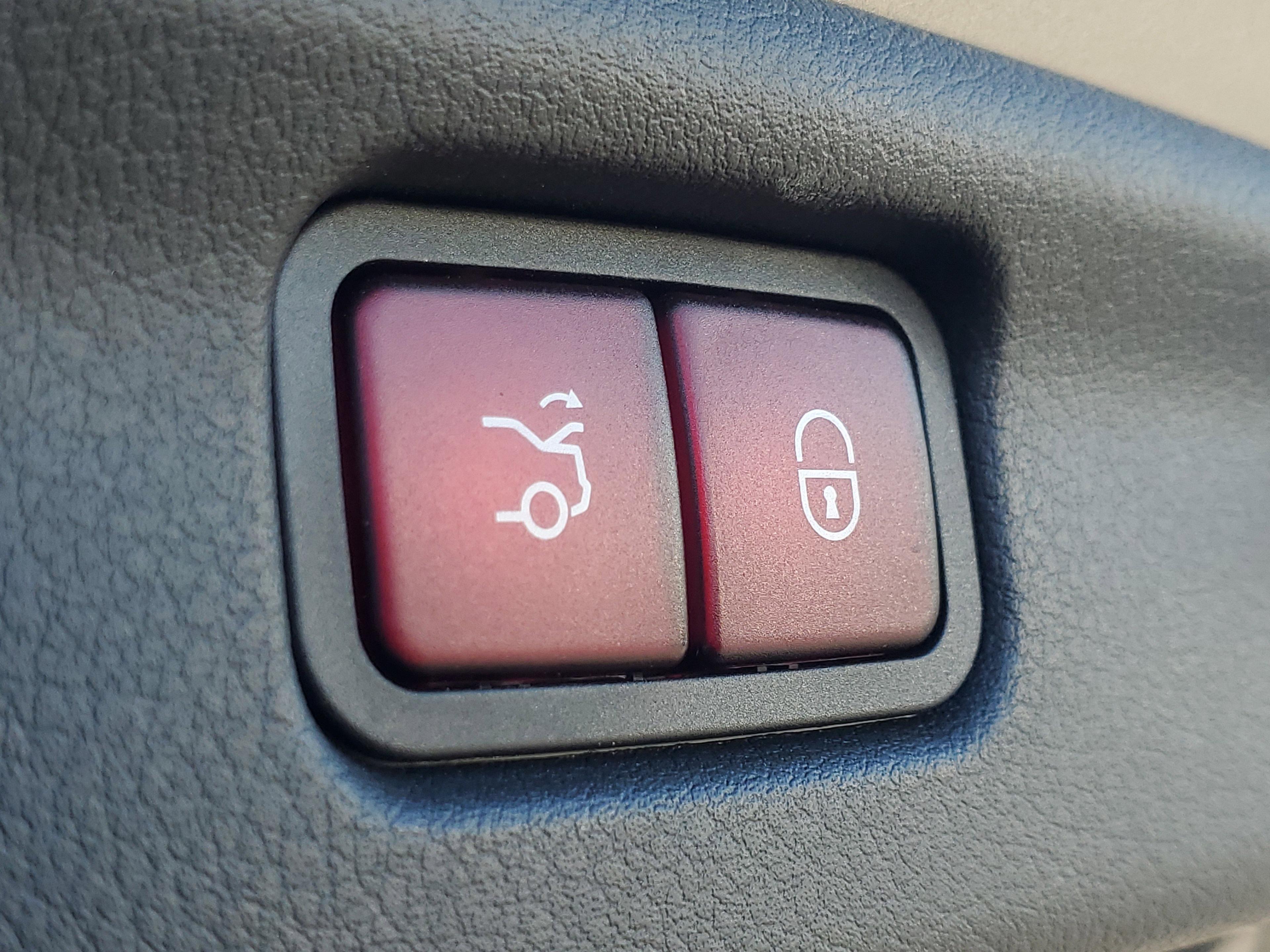 Mercedes-Benz C-Class C 300 Rwd - Thumbnail 10