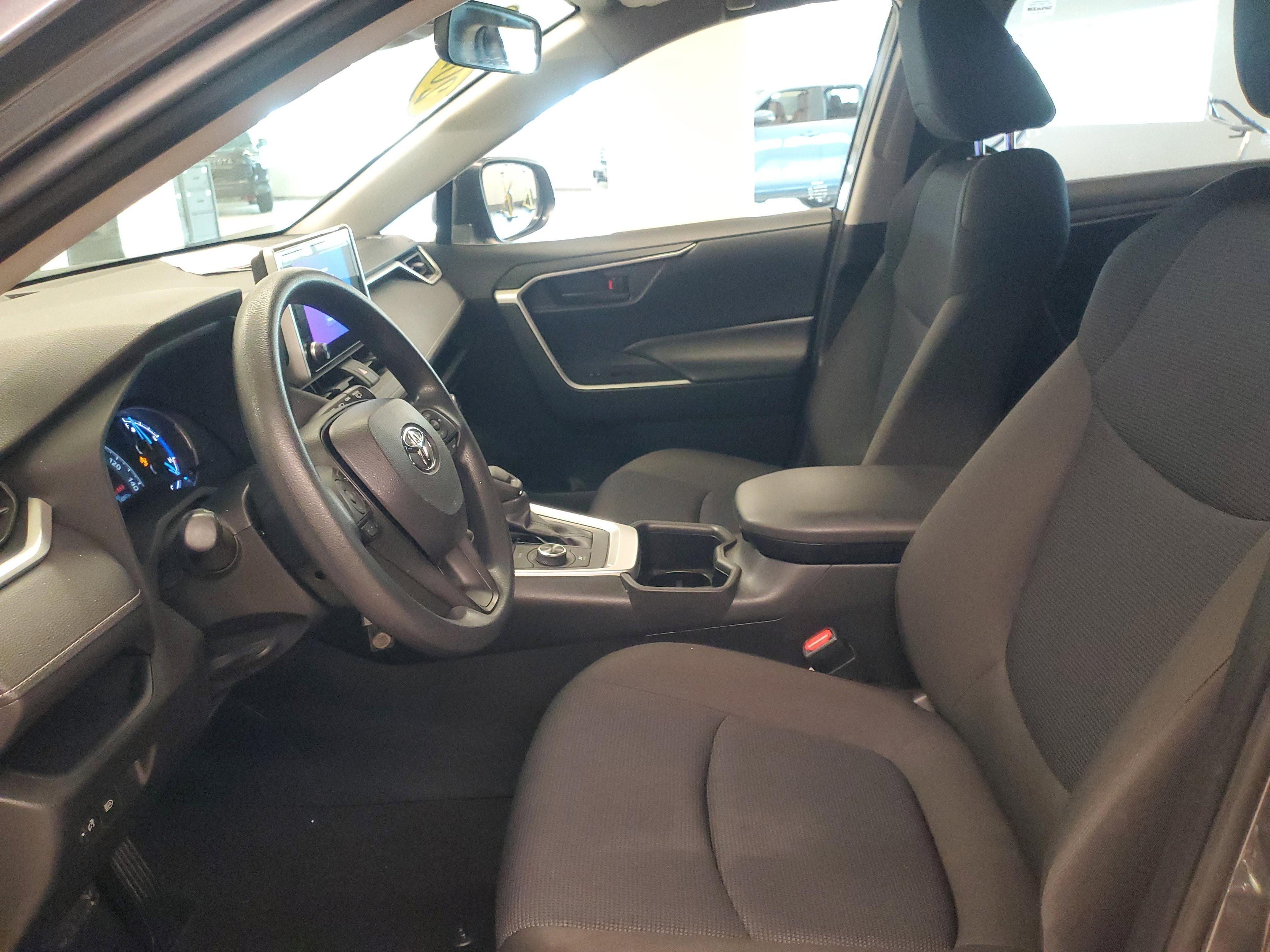 Toyota Rav4 Hybrid Le Awd Suv | Miami, Fl - Thumbnail 15