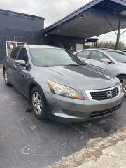 Honda Accord - Thumbnail 3