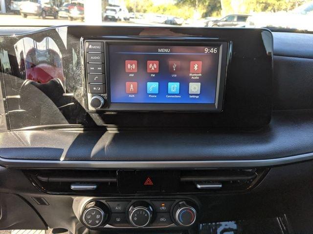 Nissan Kicks S - Thumbnail 18