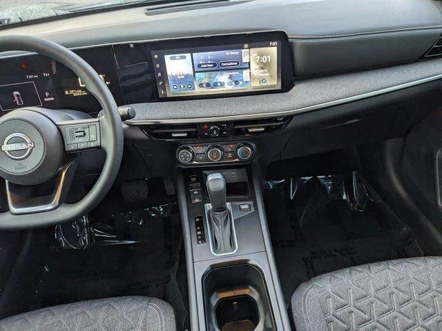 Nissan Kicks Sv - Thumbnail 13