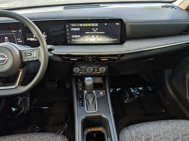 Nissan Kicks Sv - Thumbnail 13