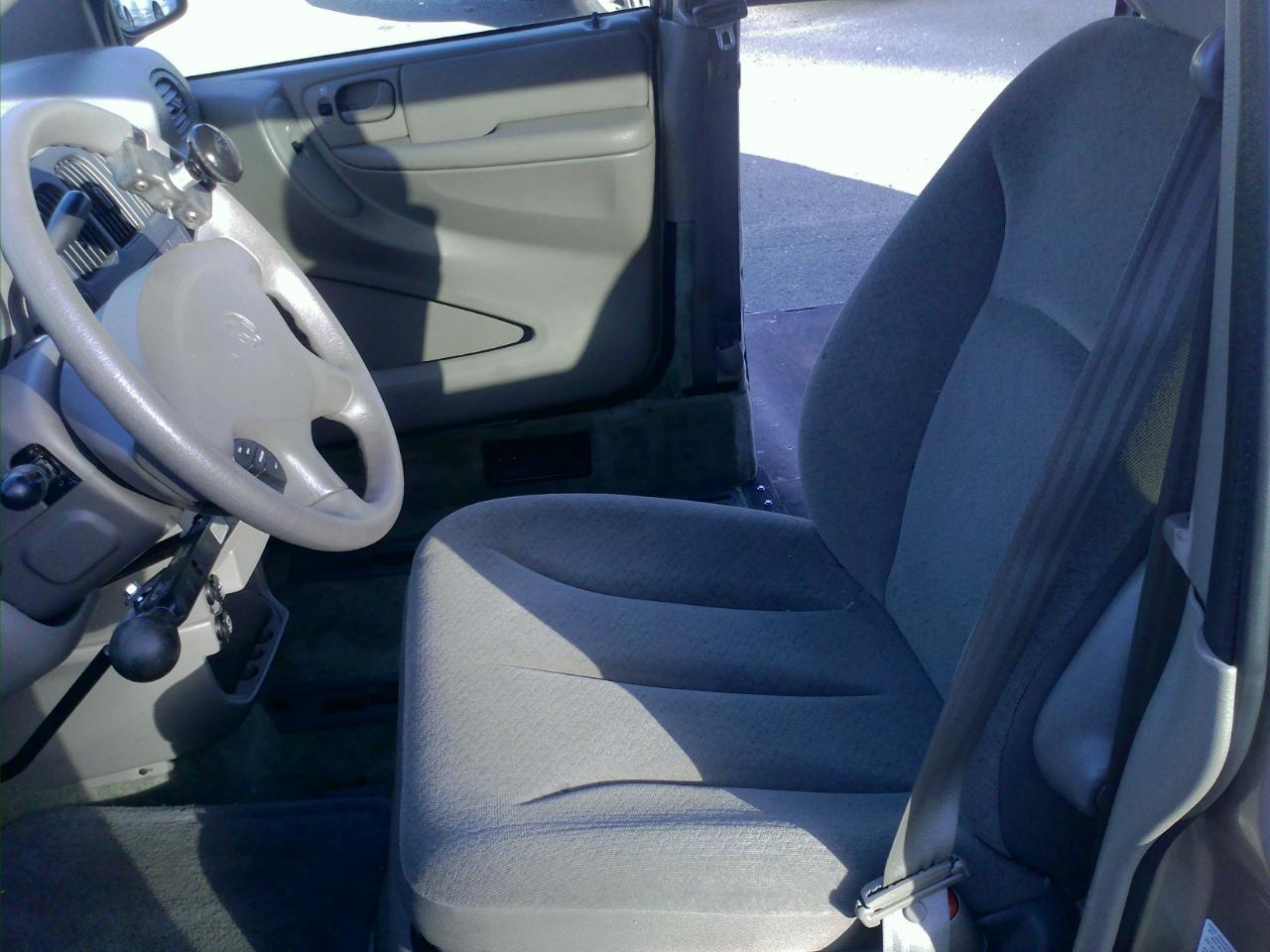 Dodge Grand Caravanex - Thumbnail 12