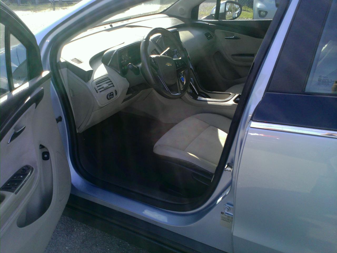 Chevrolet Voltpremium - Thumbnail 17