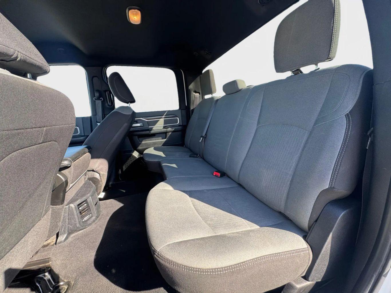 Ram 2500 Crew Cab - Thumbnail 13