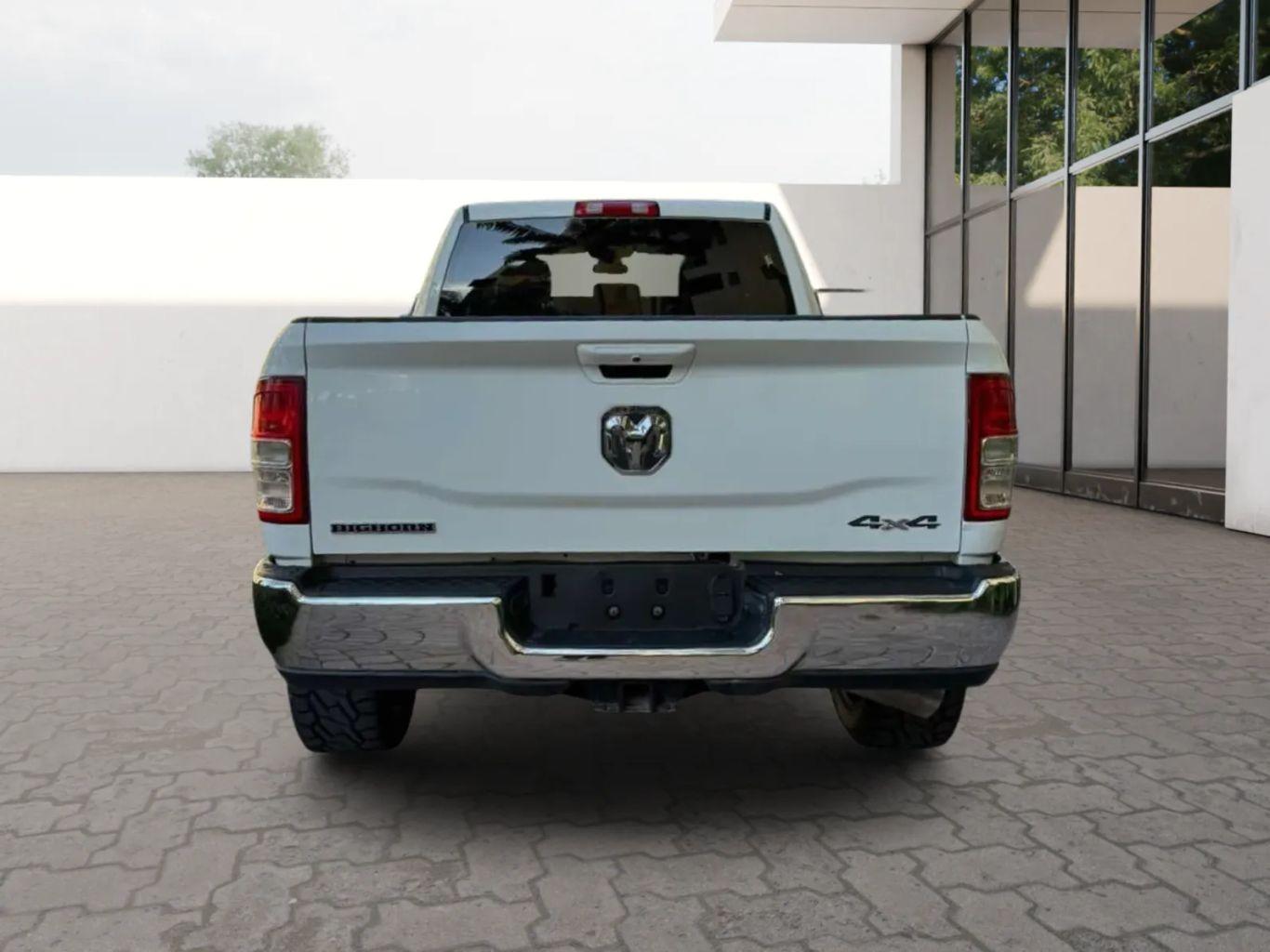 Ram 2500 Crew Cab - Thumbnail 6