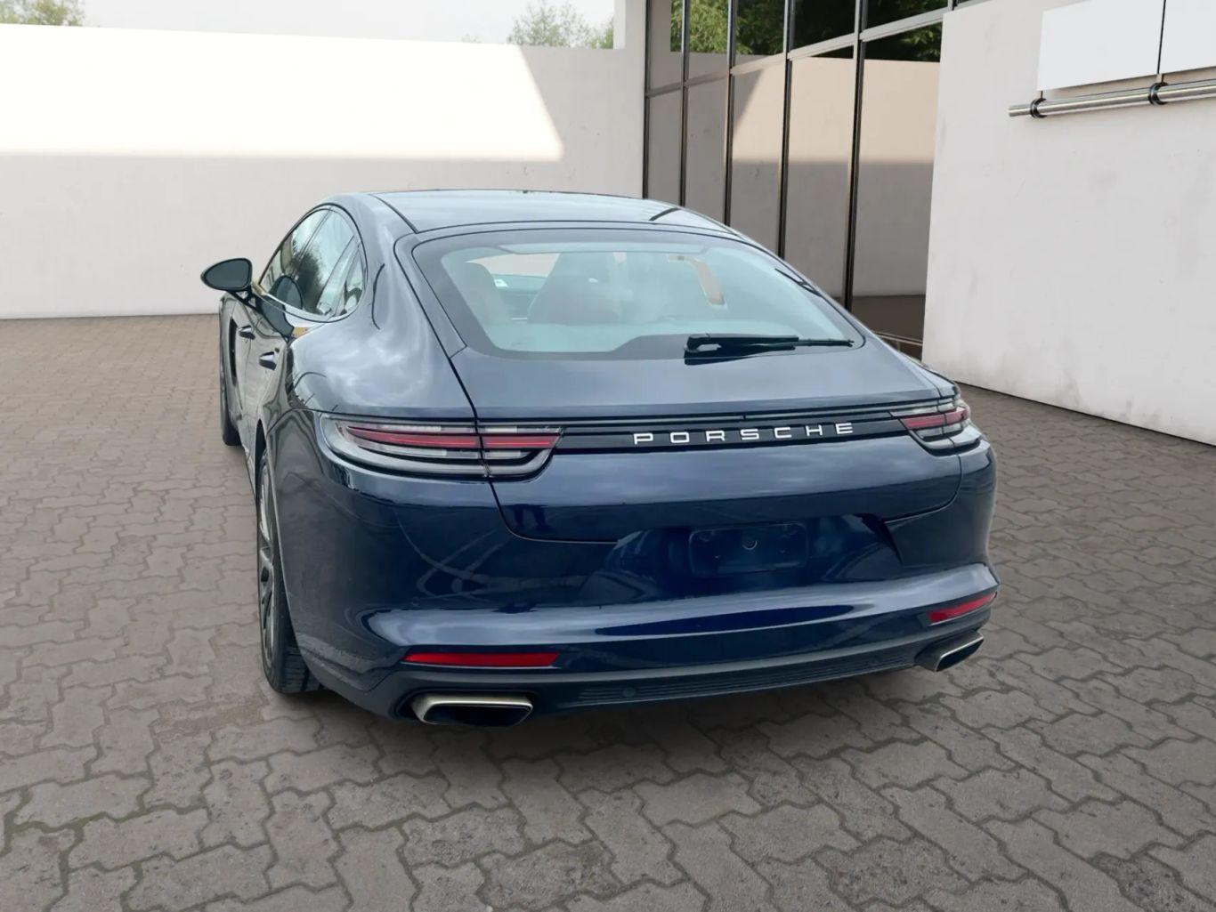 Porsche Panamera - Thumbnail 5