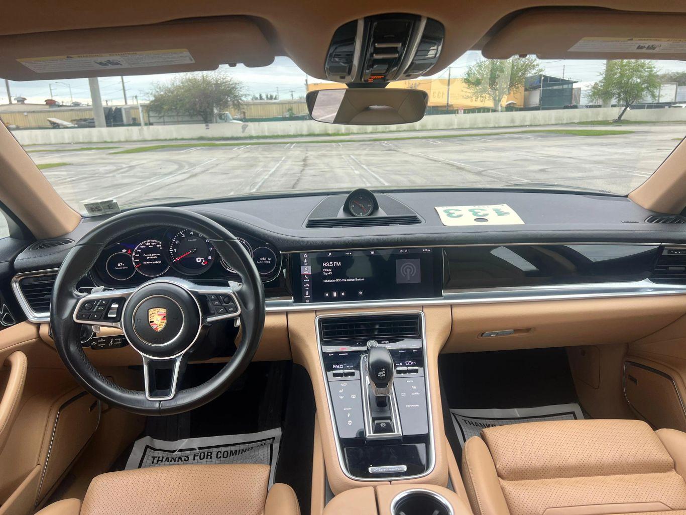 Porsche Panamera - Thumbnail 12