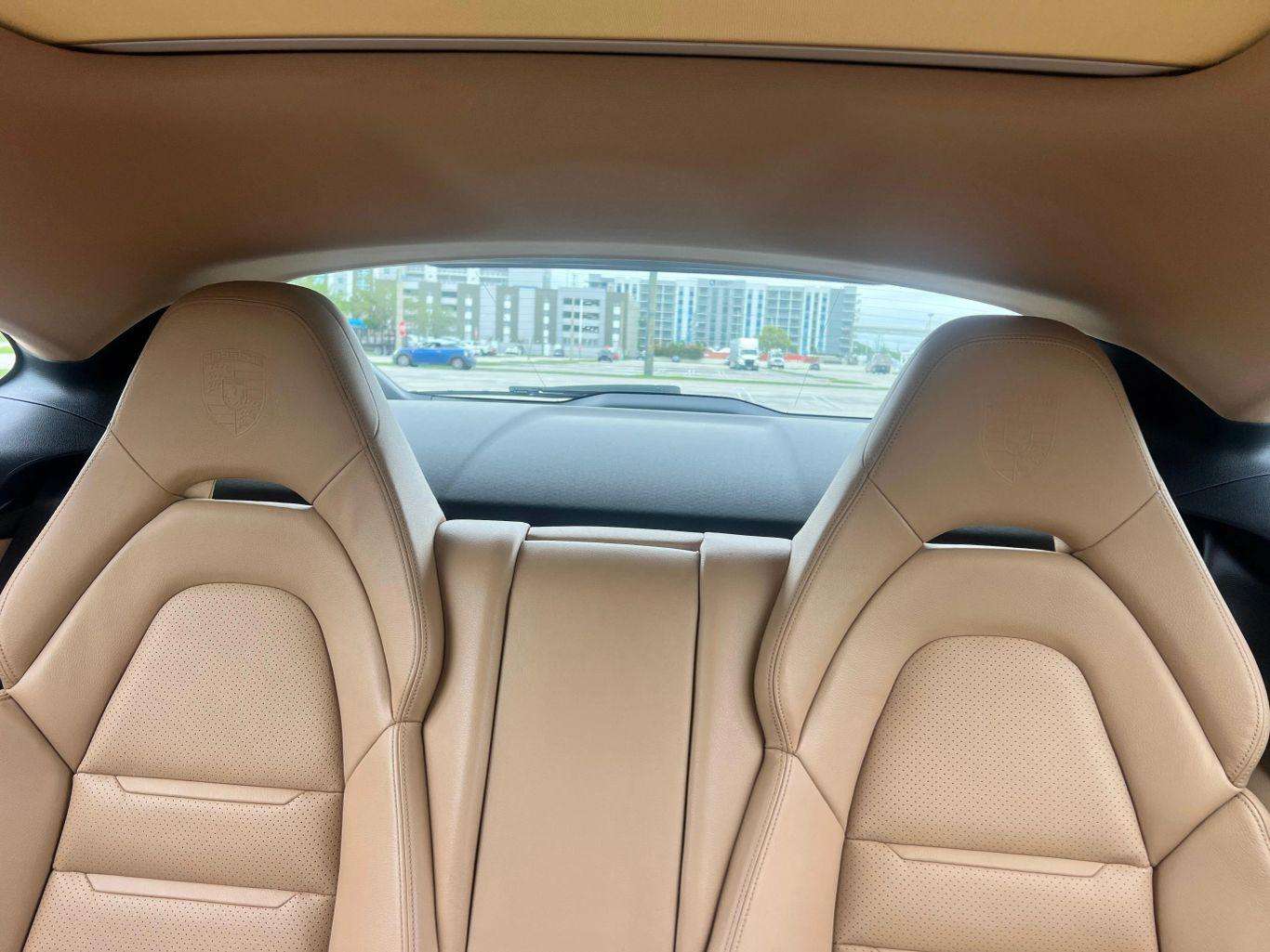 Porsche Panamera - Thumbnail 2