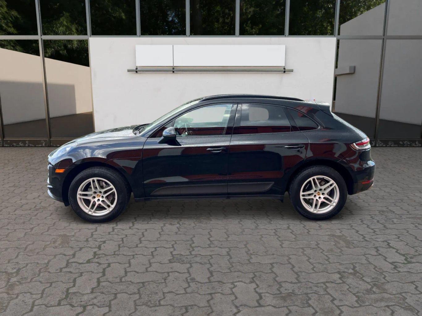 Porsche Macan - Thumbnail 4