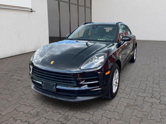Porsche Macan - View 1