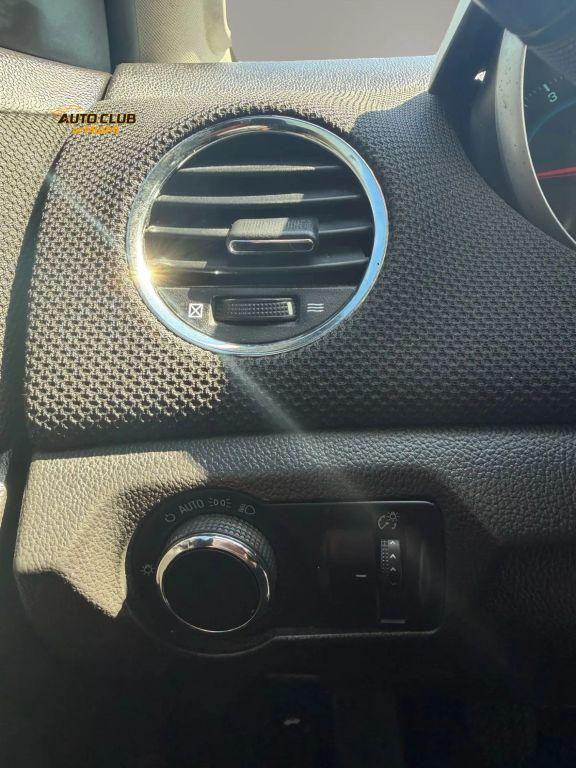 Chevrolet Cruze - Thumbnail 2