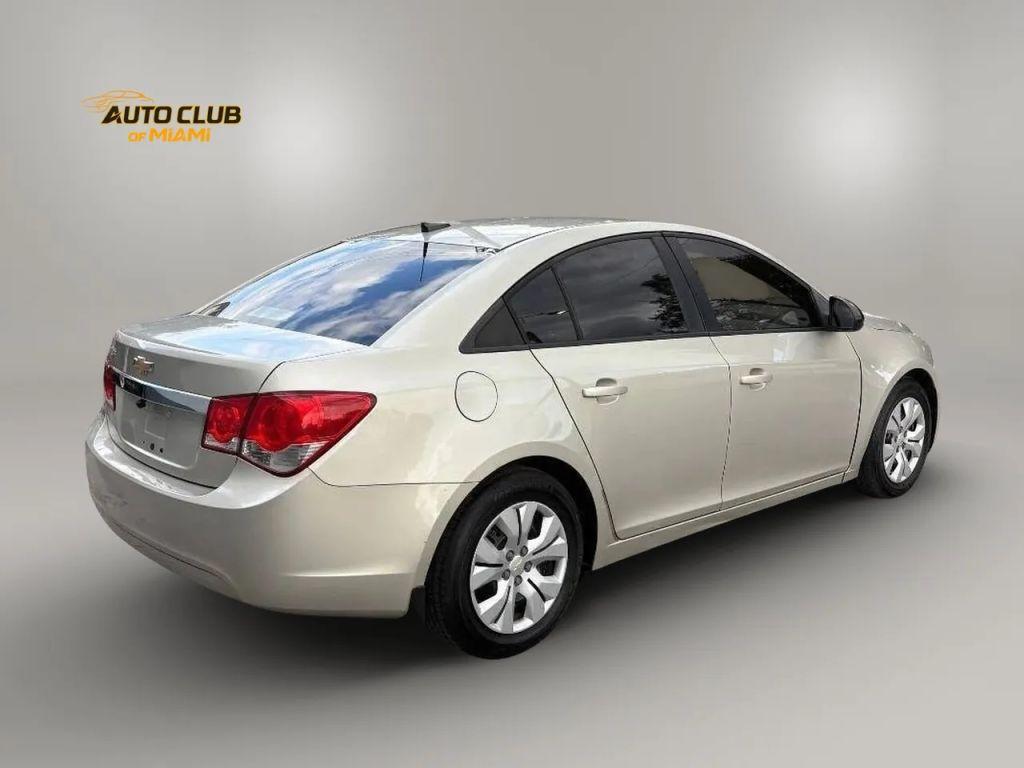 Chevrolet Cruze - Thumbnail 10