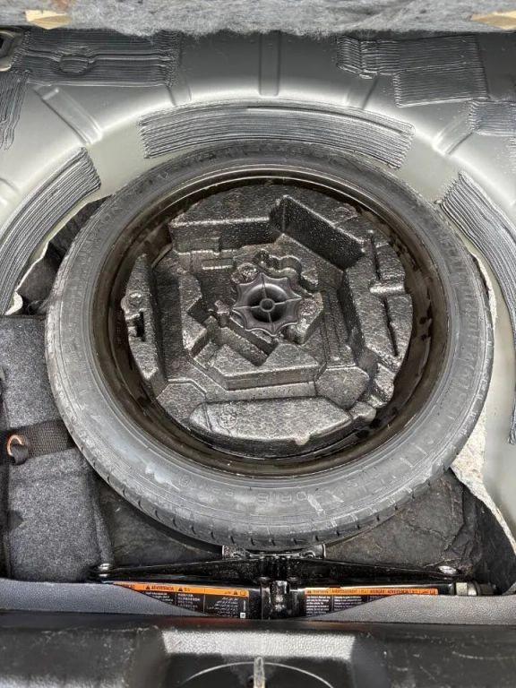 Chevrolet Cruze - Thumbnail 16